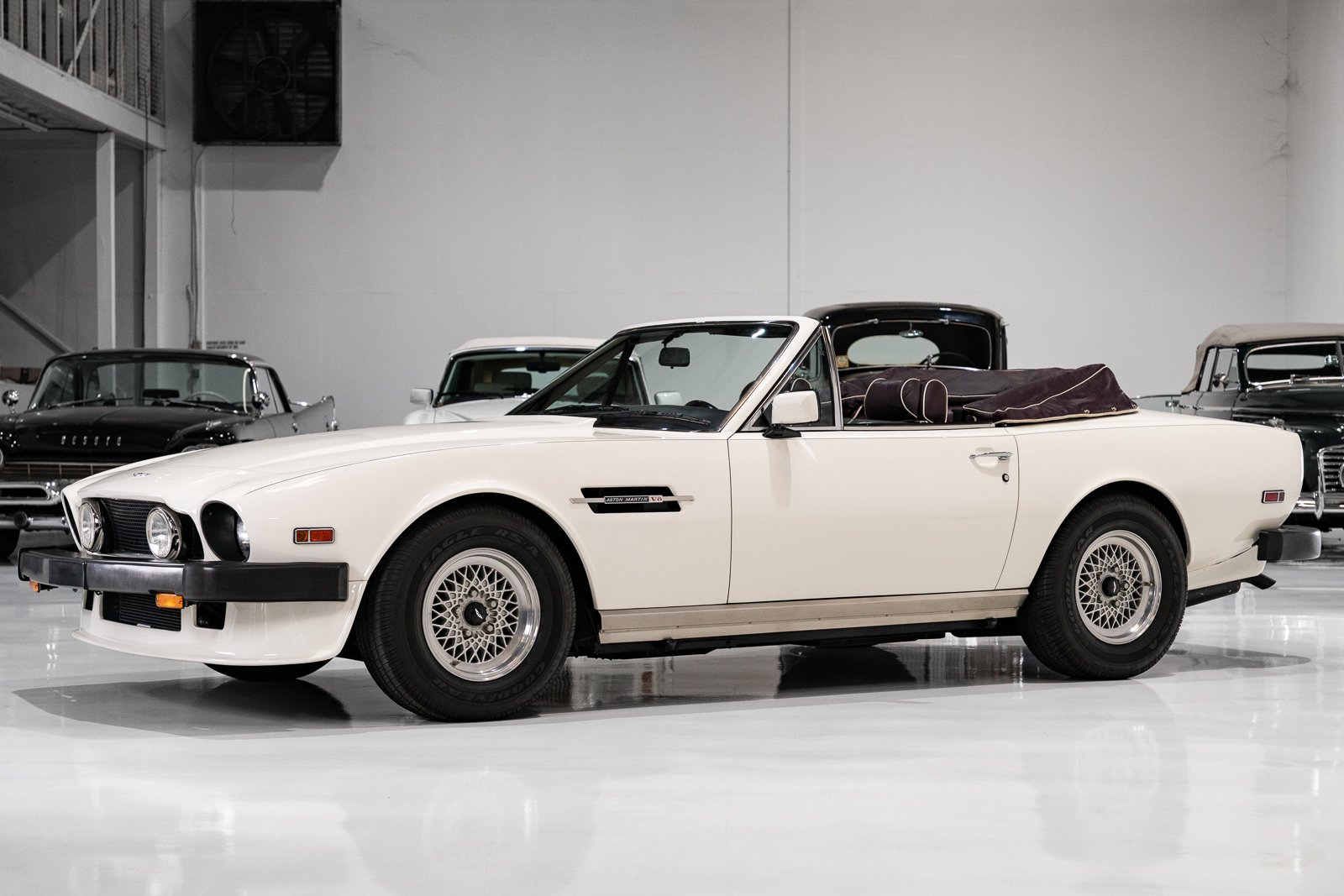 1988 Aston Martin V8 - VOLANTE Volante (Convertible), foto 1