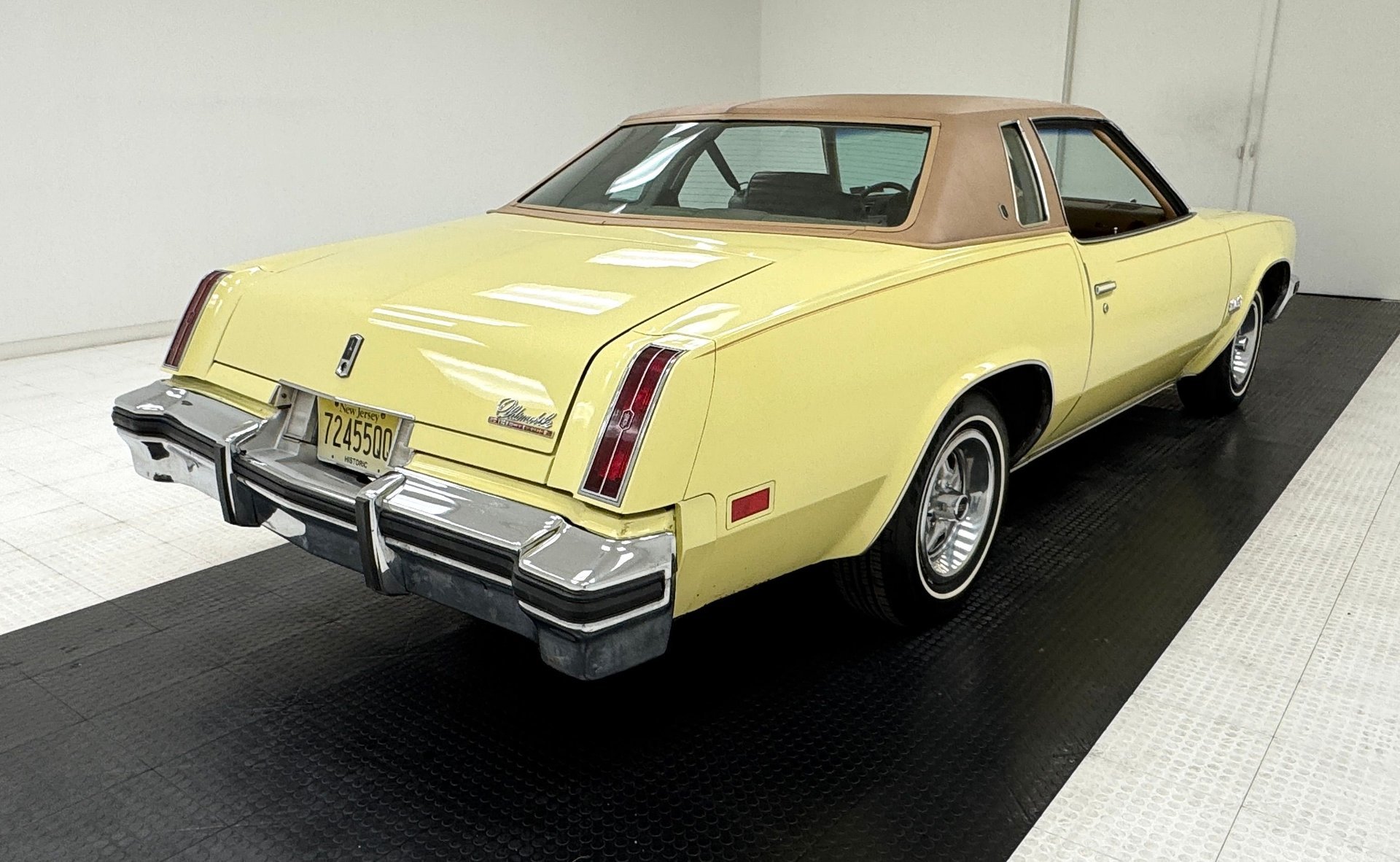 1976 Oldsmobile Cutlass - Salon Hardtop, foto 5