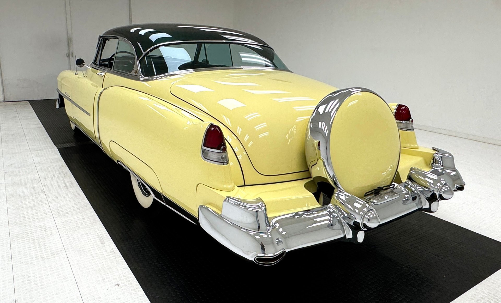 1953 Cadillac Series 62 - Coupe Deville, foto 3