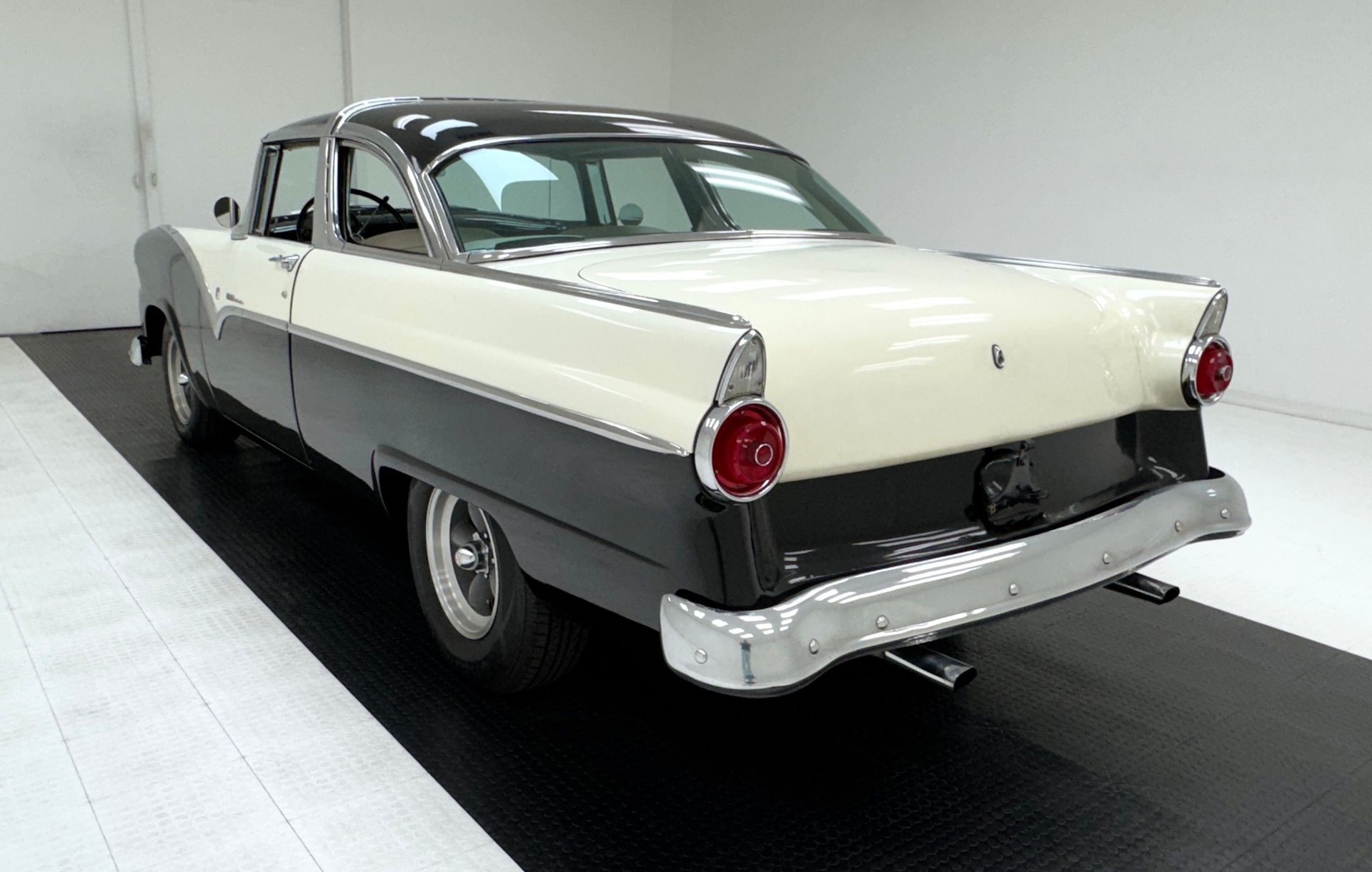 1955 Ford Fairlane - Crown Victoria 2 Door Hardtop, foto 3