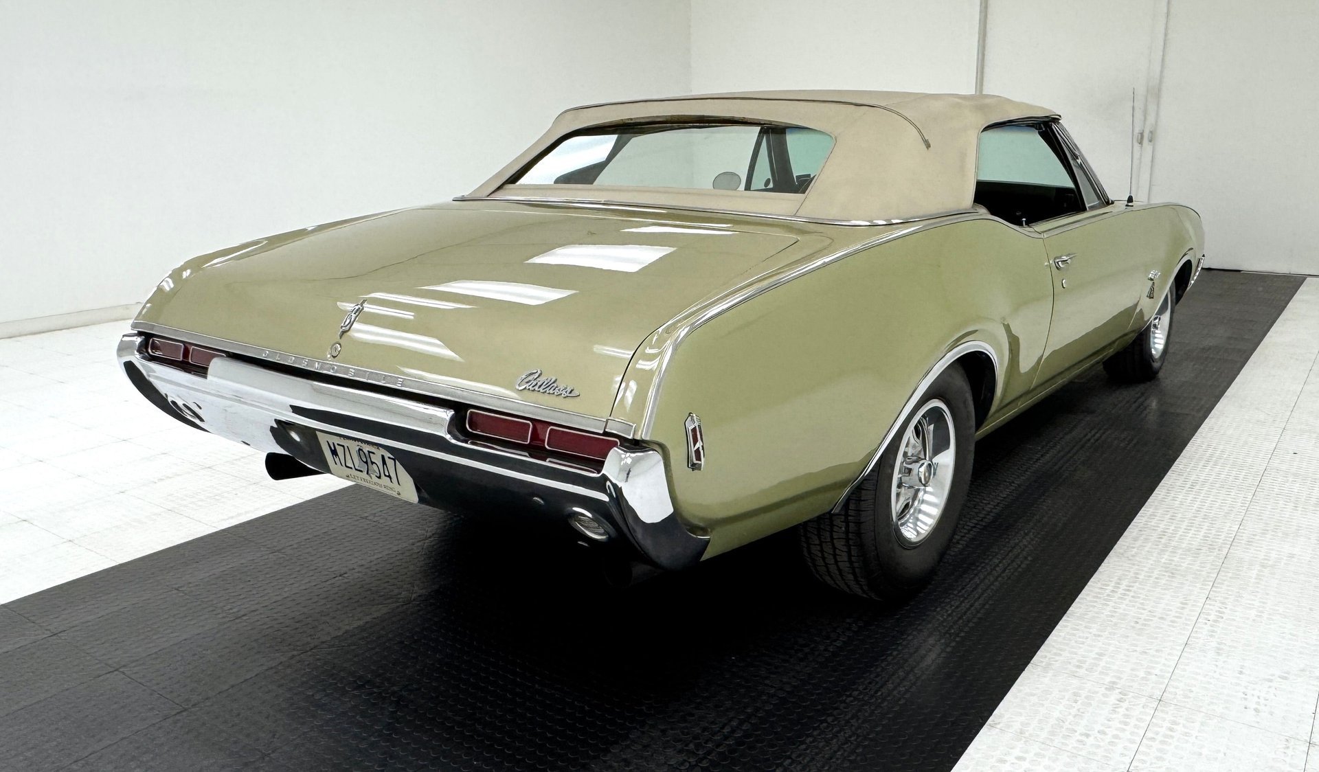1968 Oldsmobile Cutlass - Convertible, foto 8