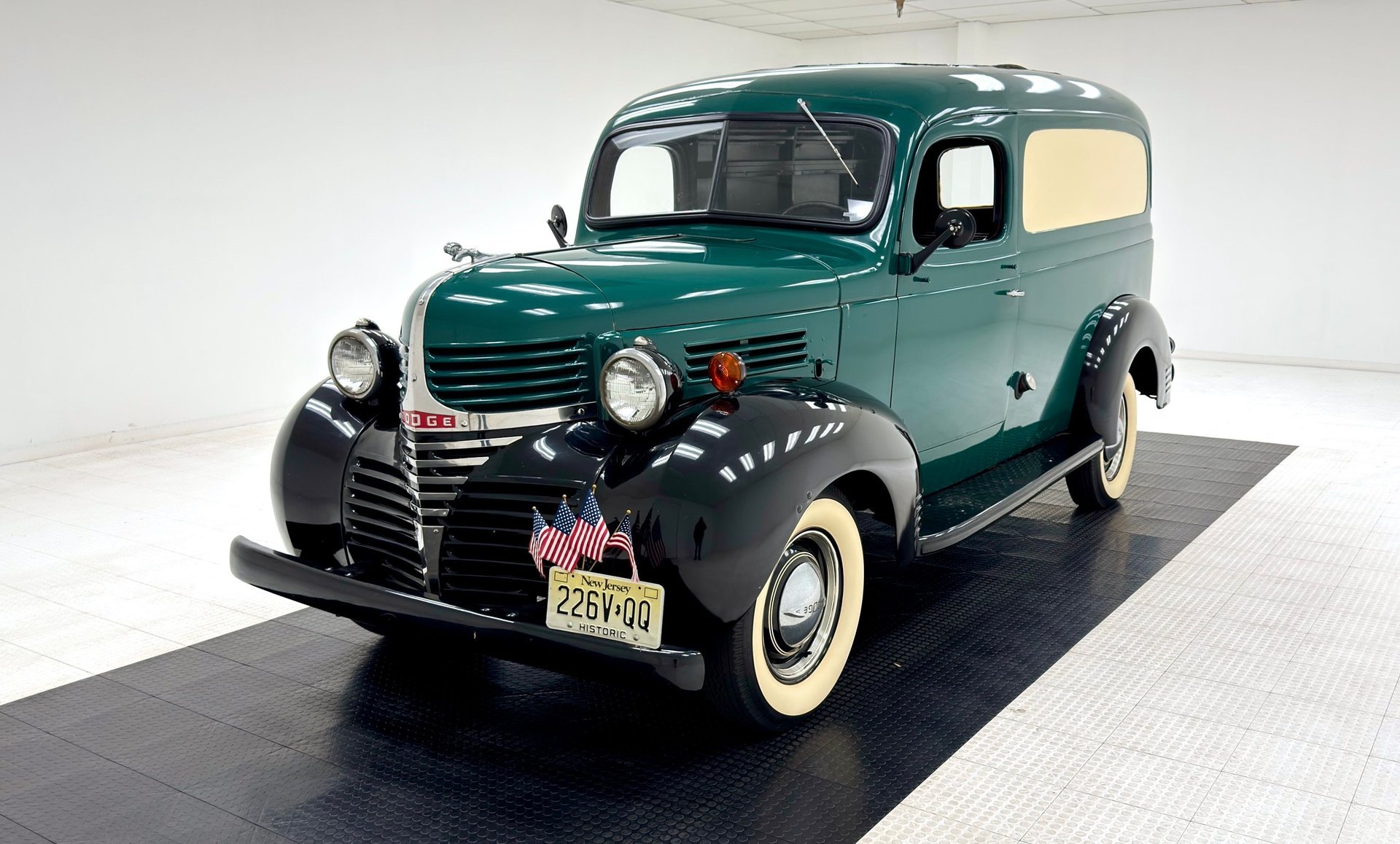 1940 Dodge VC Series - 1/2 Ton Panel Truck, foto 1