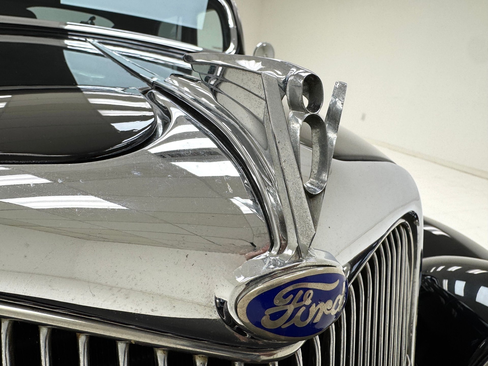 1935 Ford Model 48 - Deluxe Tudor Sedan, foto 10