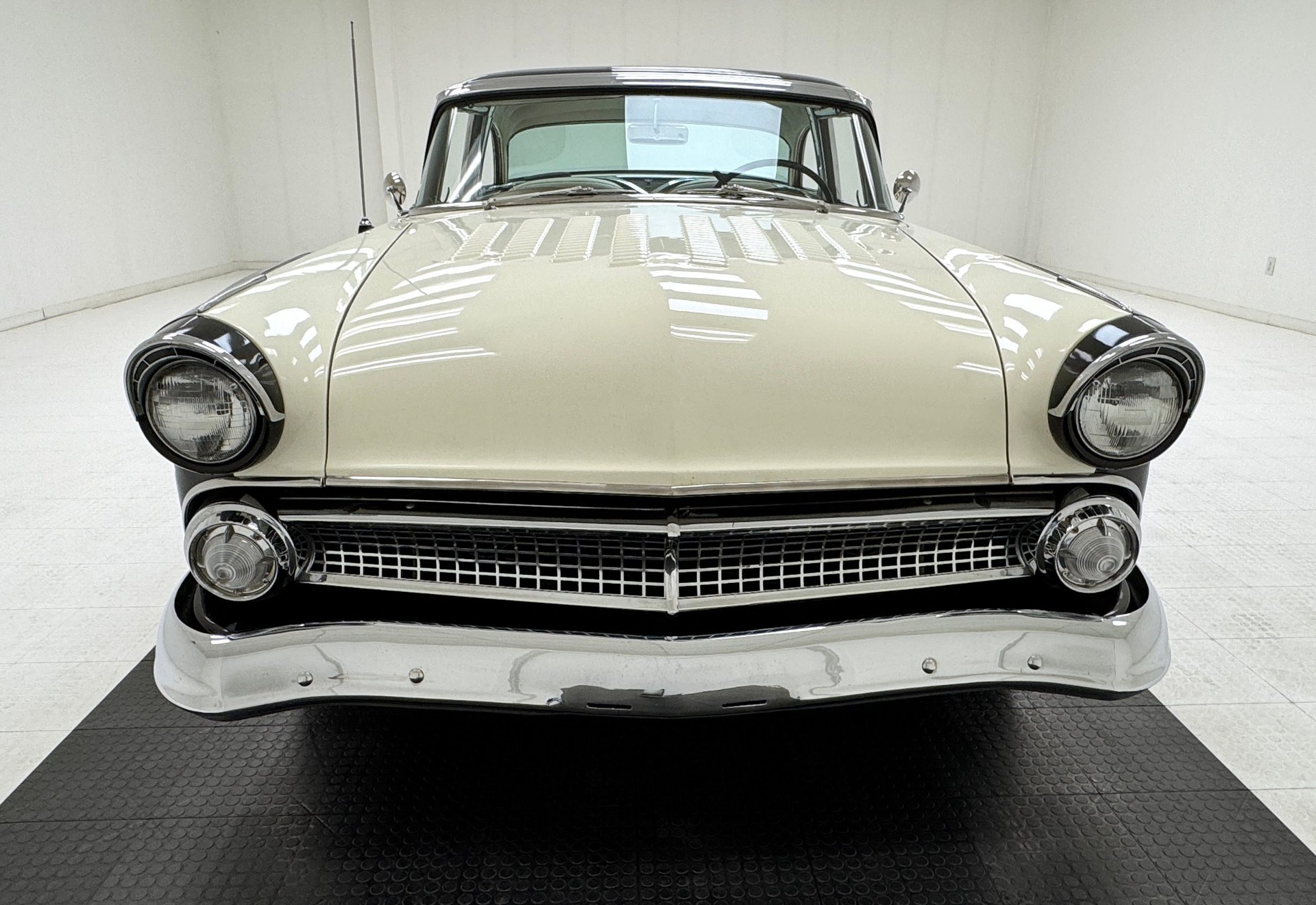 1955 Ford Fairlane - Crown Victoria 2 Door Hardtop, foto 8