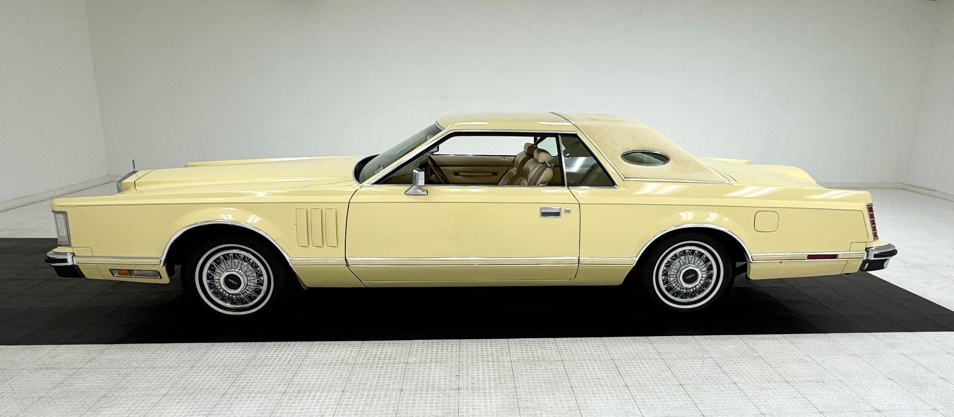 1978 Lincoln Continental - Mark V, foto 2