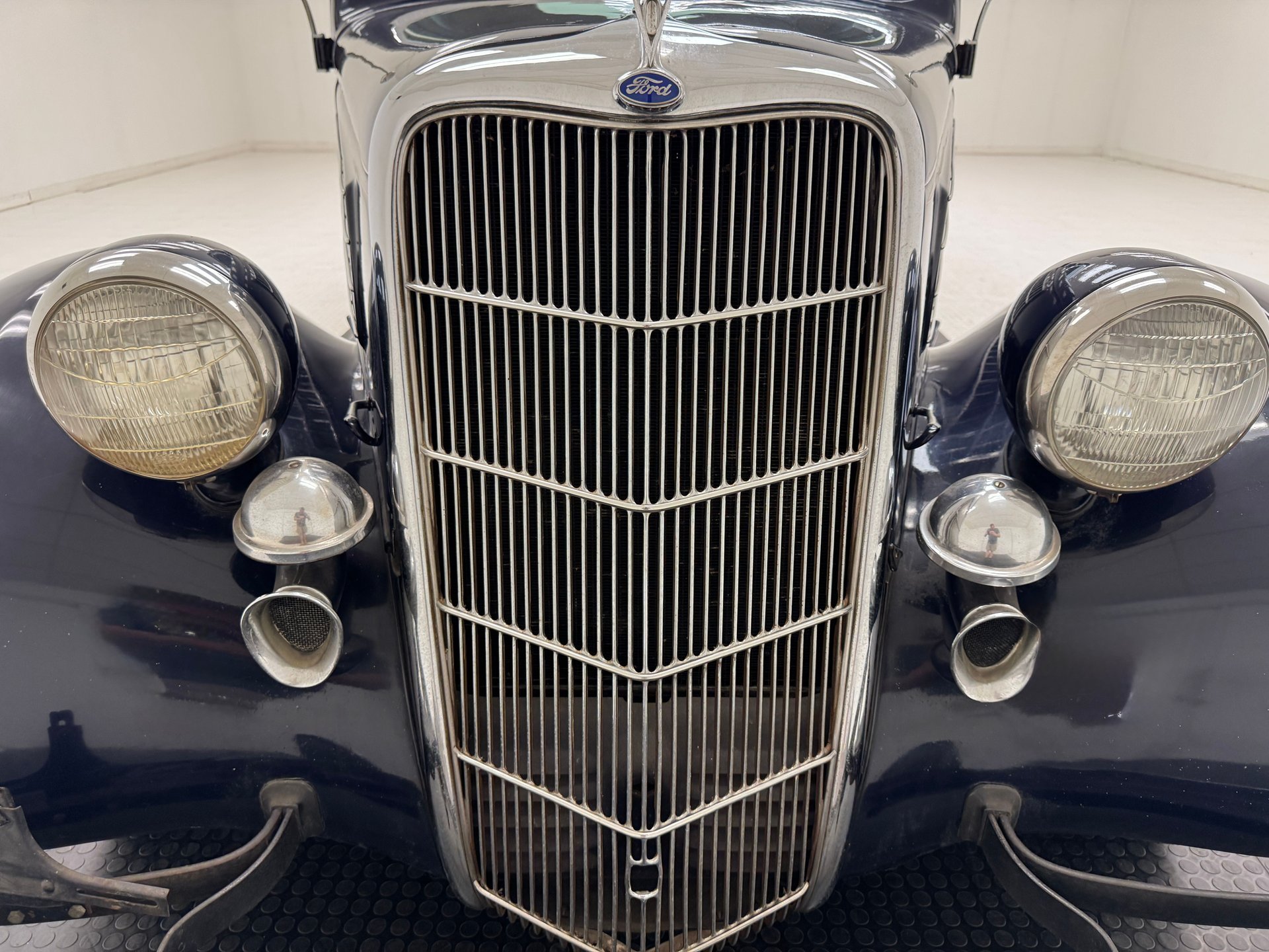 1935 Ford Model 48 - V8 Series 5 Window Coupe, foto 9