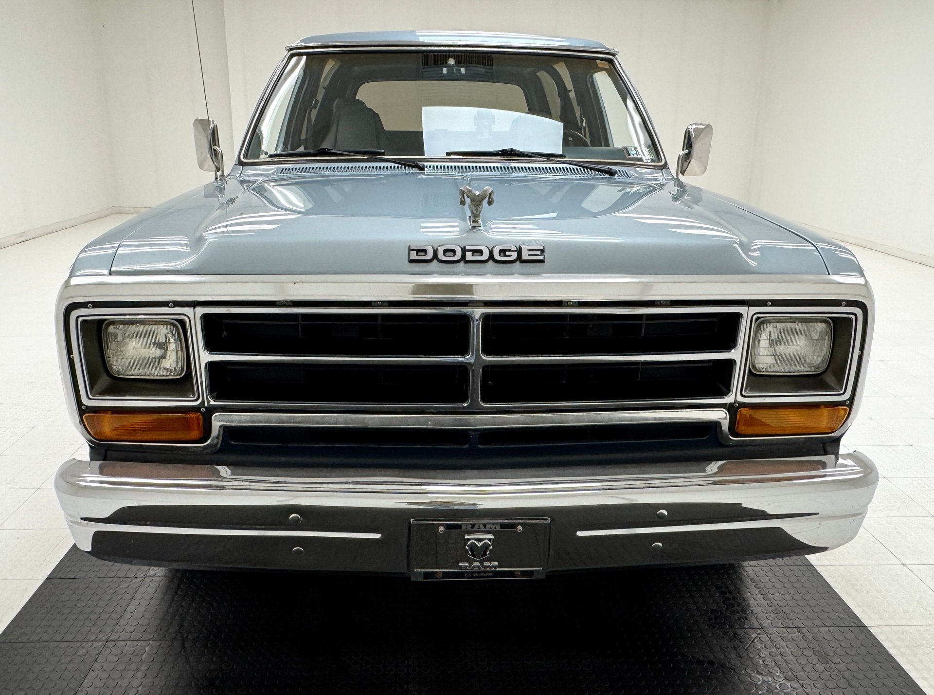 1987 Dodge RAM - 150 LE, foto 8