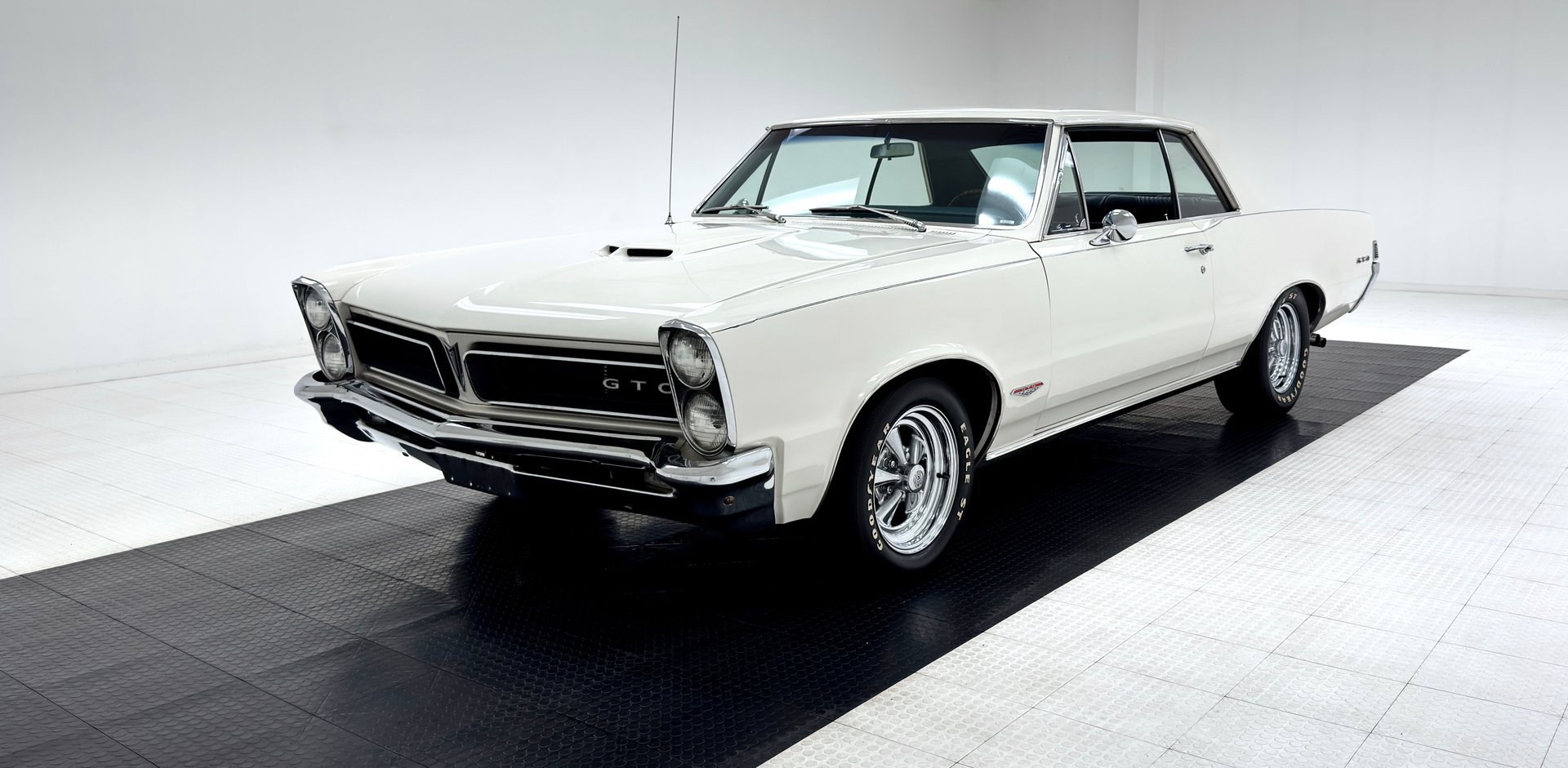 1965 Pontiac GTO - Hardtop, foto 1