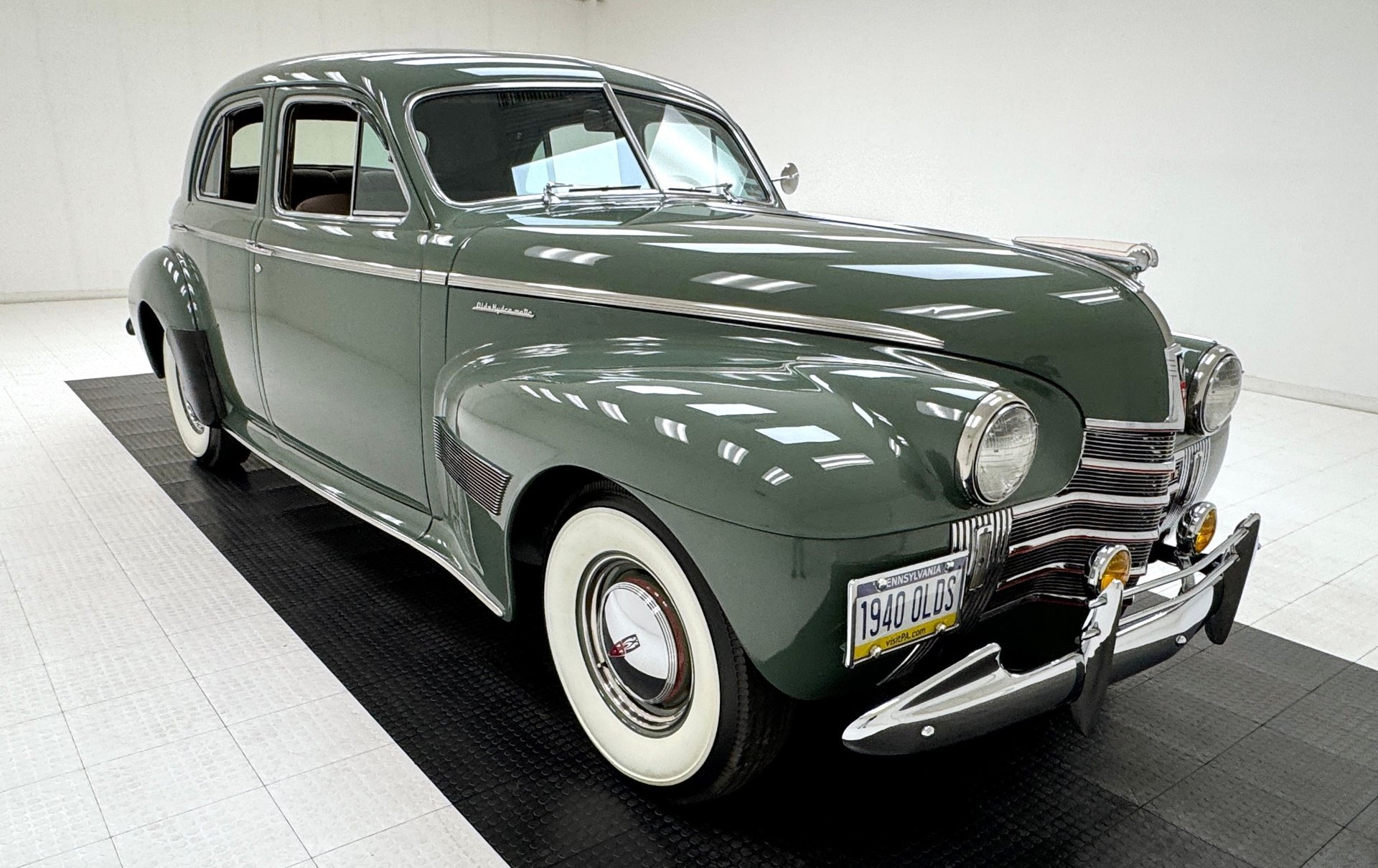 1940 Oldsmobile Series 90 - Custom Cruiser 4 Door Touring Sedan, foto 7