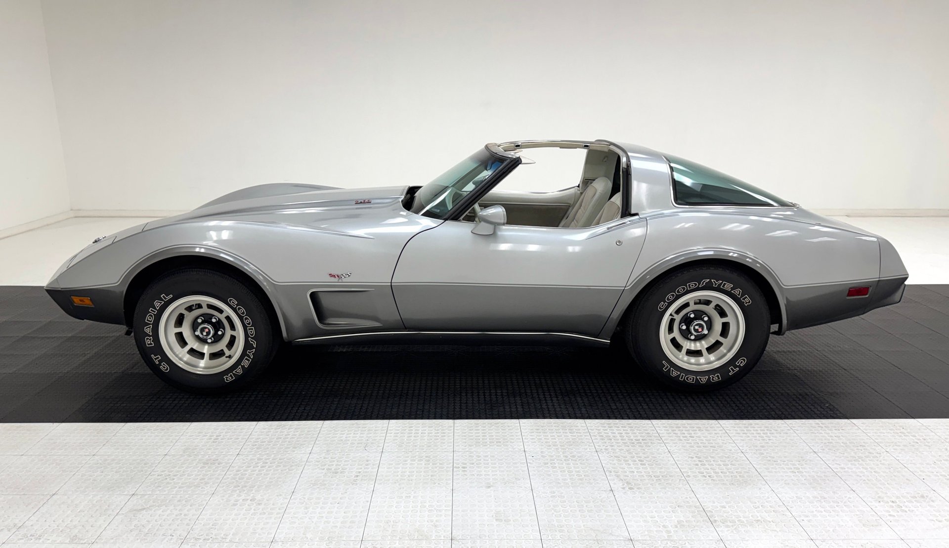 1978 Chevrolet Corvette - 25th Anniversary Coupe, foto 4