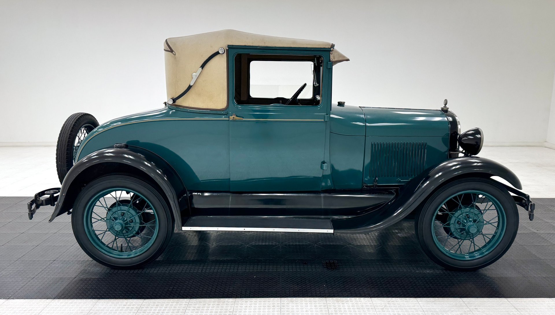 1929 Ford Model A - Sport Coupe, foto 6
