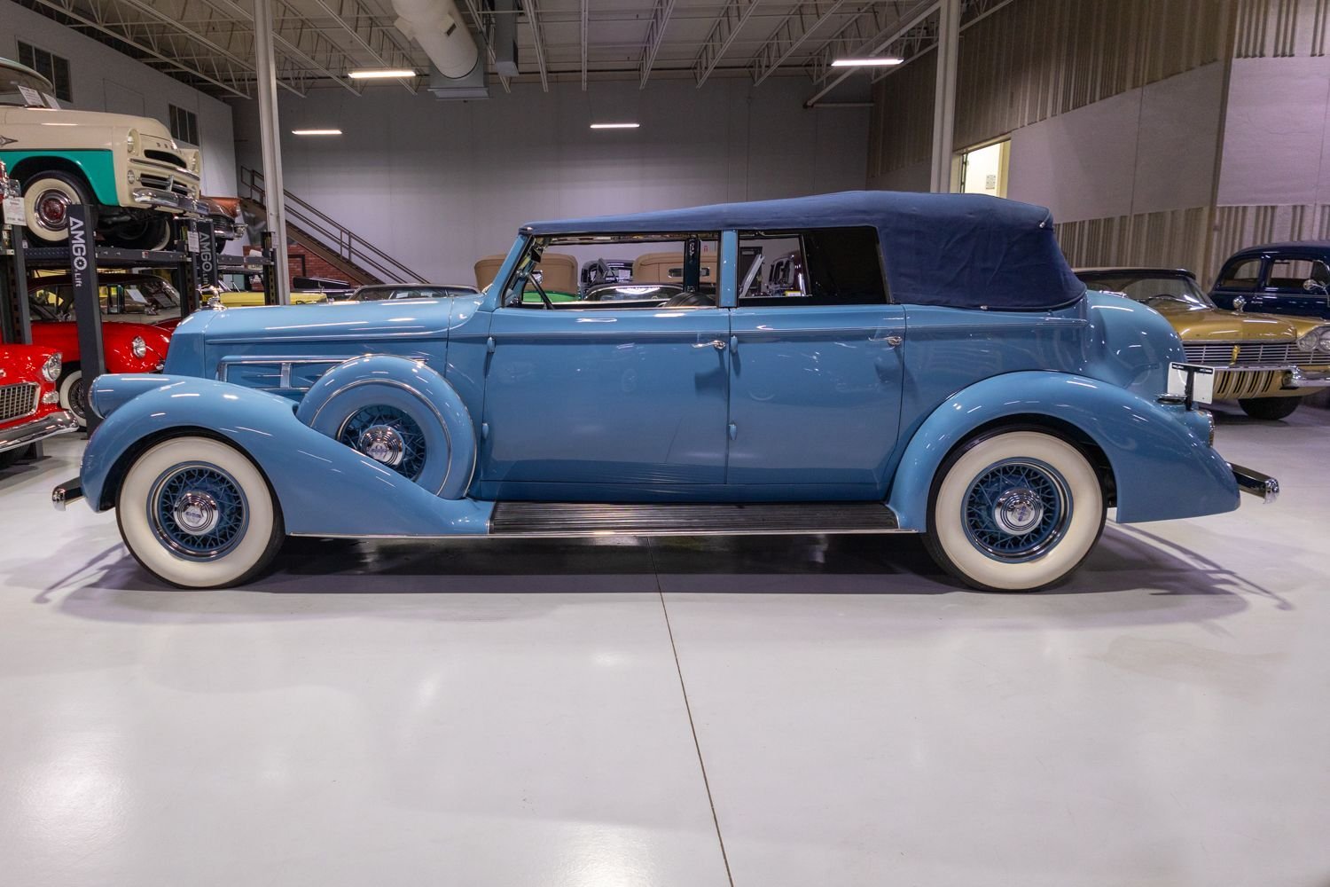1936 Pierce-Arrow Deluxe 8, foto 2