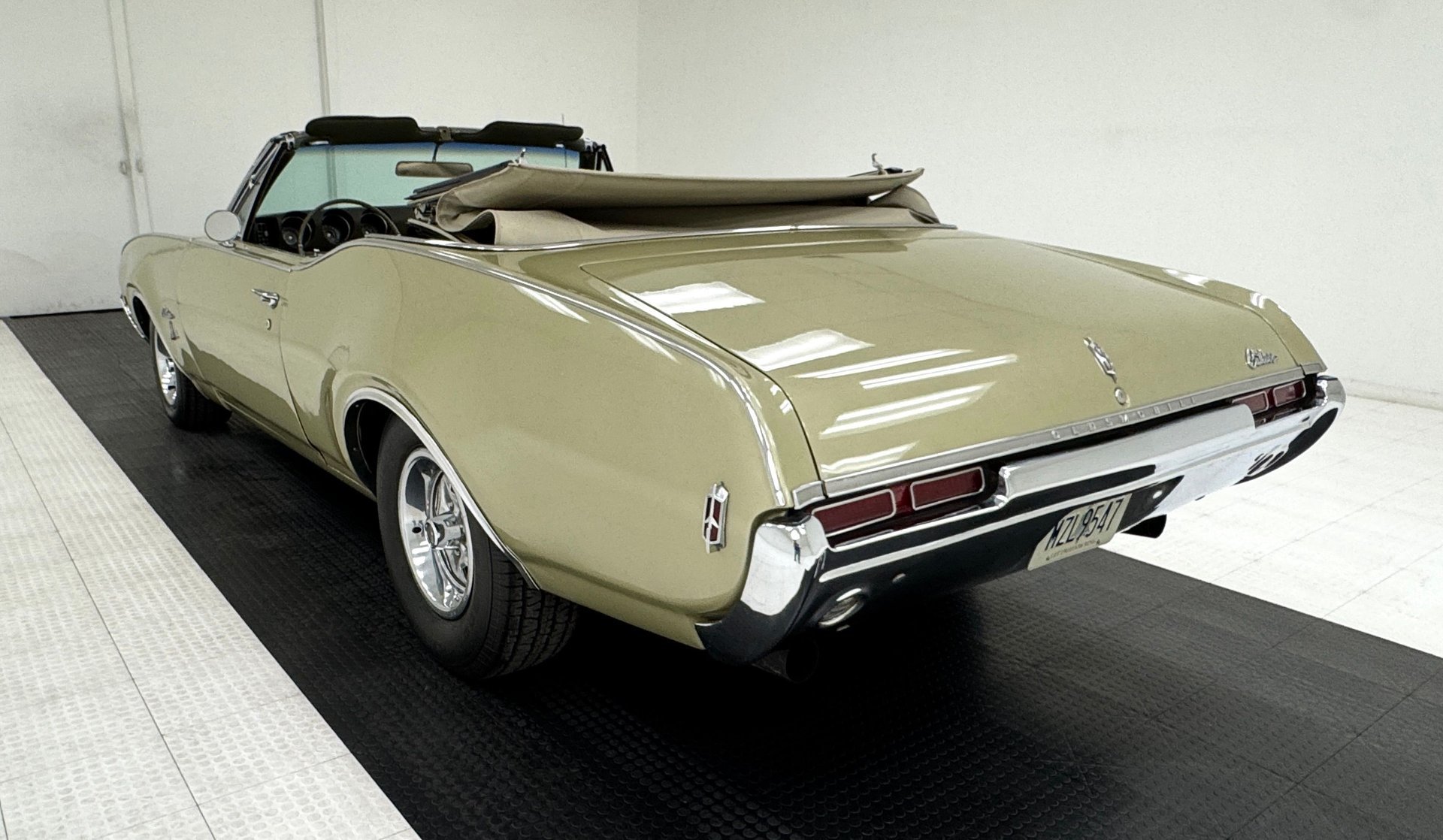 1968 Oldsmobile Cutlass - Convertible, foto 6