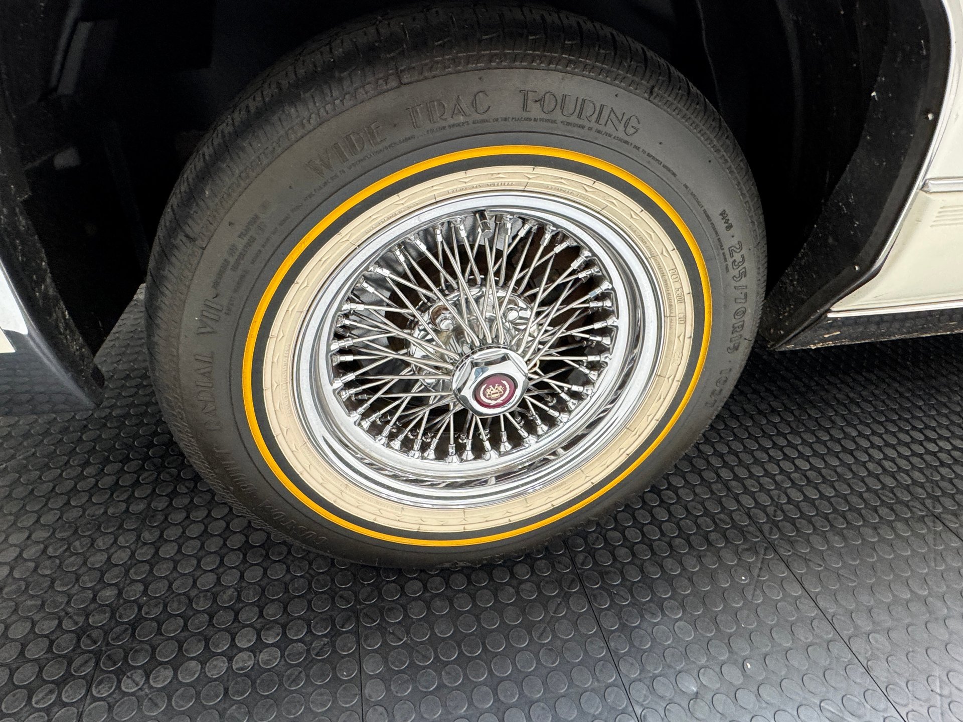 1992 Cadillac Brougham - d'Elegance Sedan, foto 12