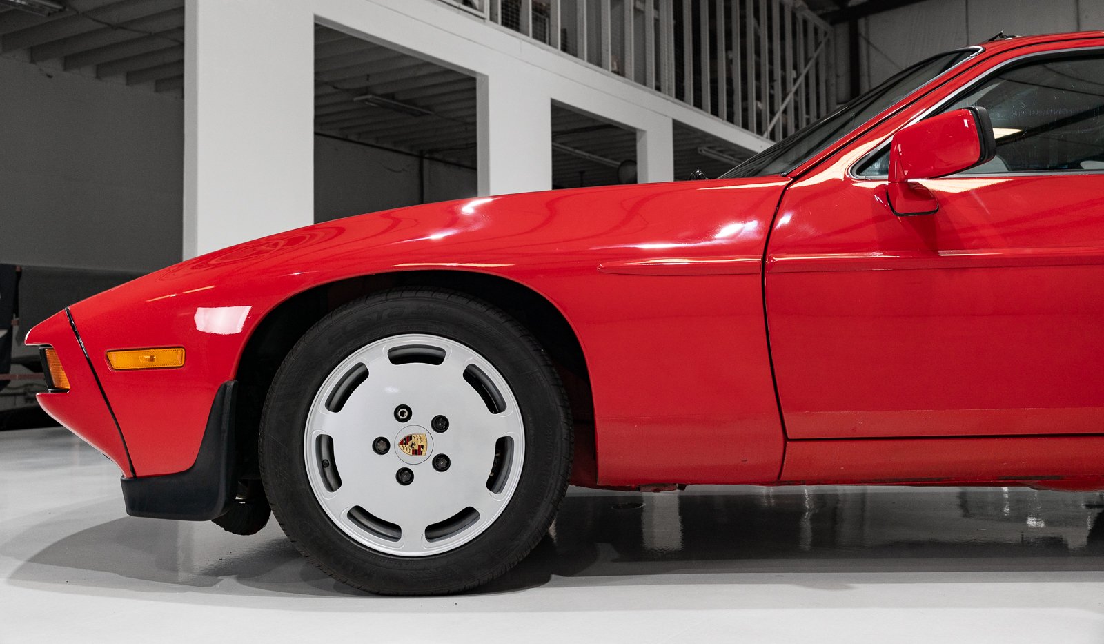 1986 Porsche 928 - S SUNROOF COUPE (ONLY 18,018 MILES) ONLY 18,018 MILES, foto 11