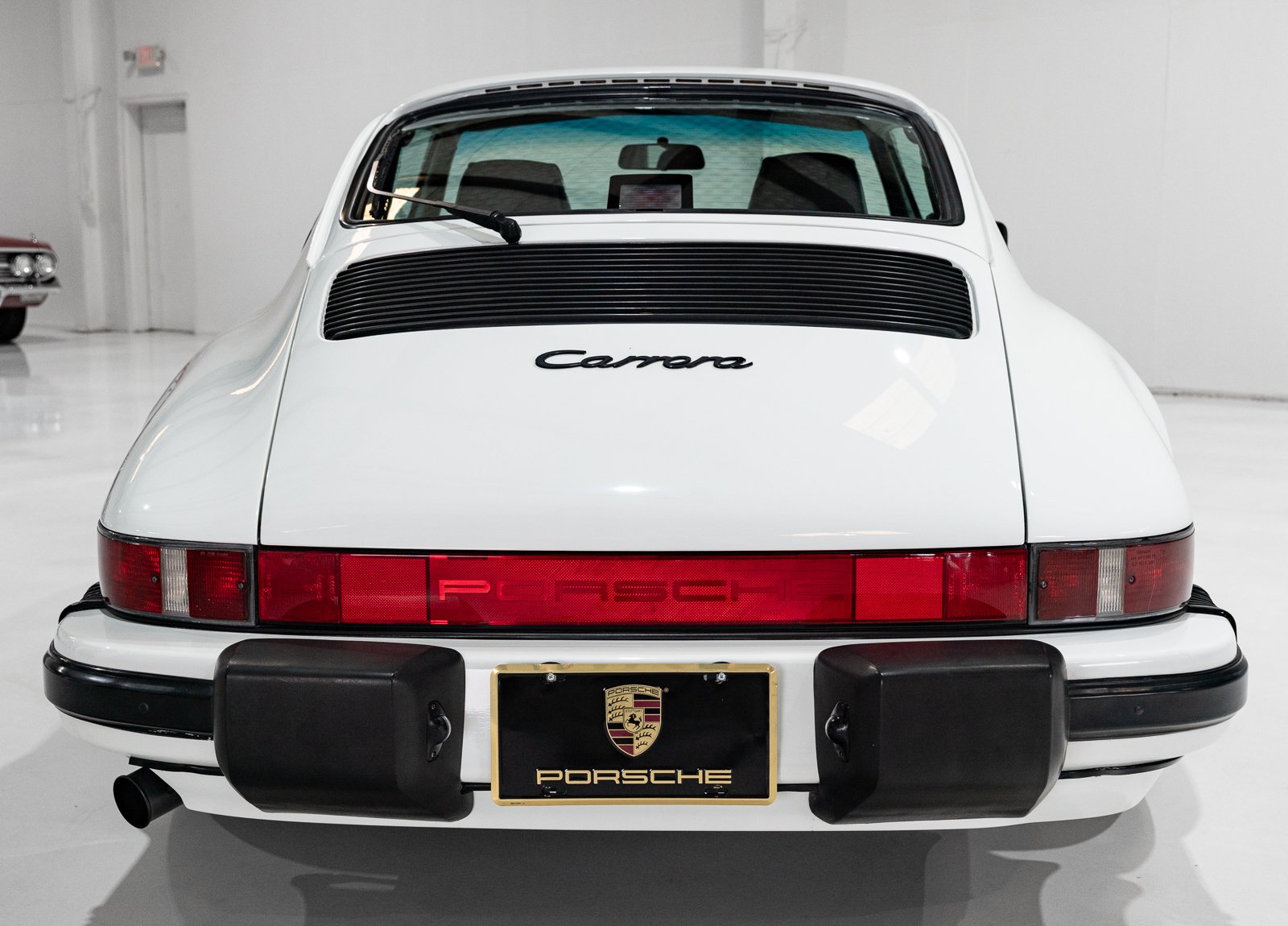 1987 Porsche 911 "G" - CARRERA 3.2 SUNROOF COUPE (G50 FIVE-SPEED, ONLY 35,950 MILES) G50 FIVE-SPEED, ONLY 35,950 MILES, foto 8