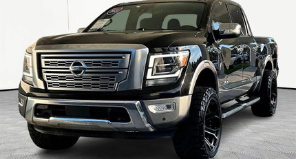 2021 Nissan - Platinum Reserve 4x4 4dr Crew Cab