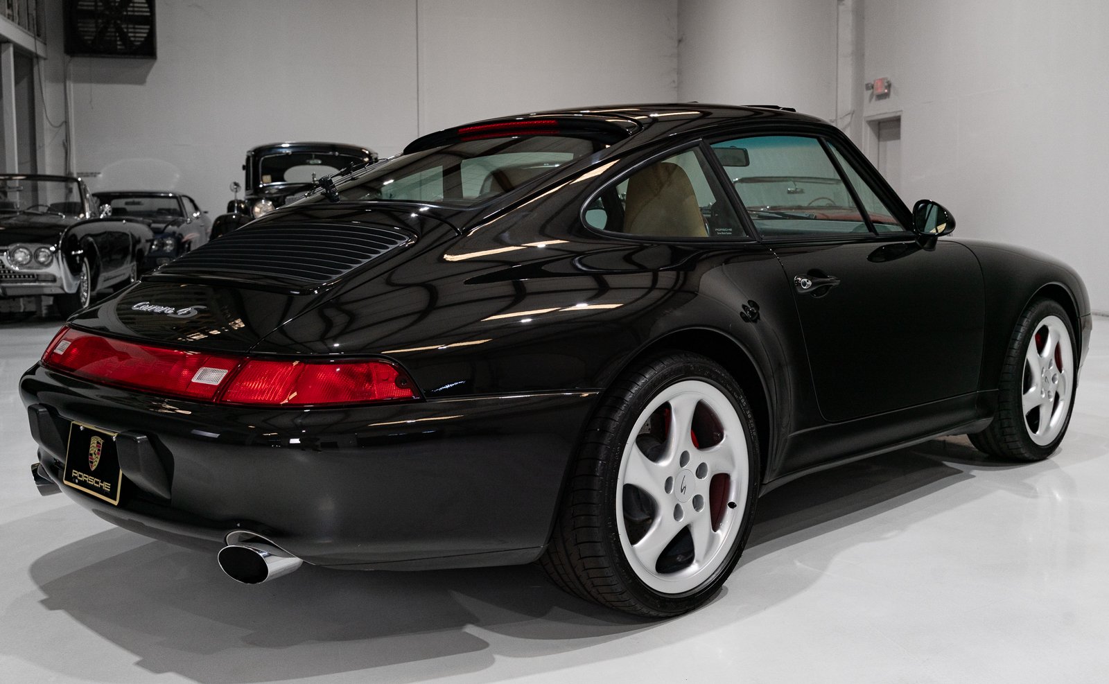 1998 Porsche 911 / 993 Carrera - CARRERA 4S SUNROOF COUPE (SIX-SPEED MANUAL, ONLY 1,926 MILES) SIX-SPEED MANUAL, ONLY 1,926 MILES, foto 7