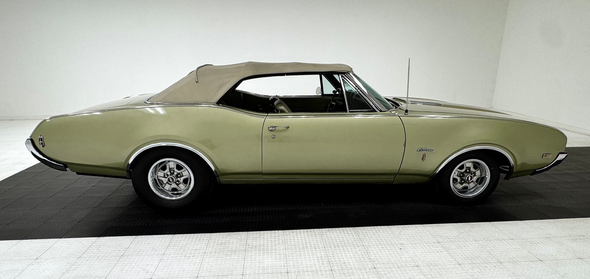 1968 Oldsmobile Cutlass - Convertible, foto 9