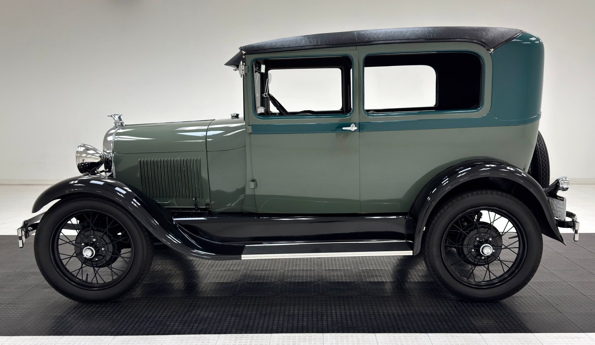 1929 Ford Model A - Tudor Sedan, foto 2