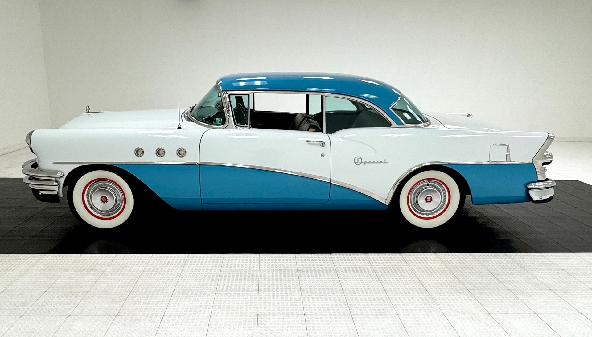 1955 Buick Series 40 - Special Riviera Hardtop, foto 2