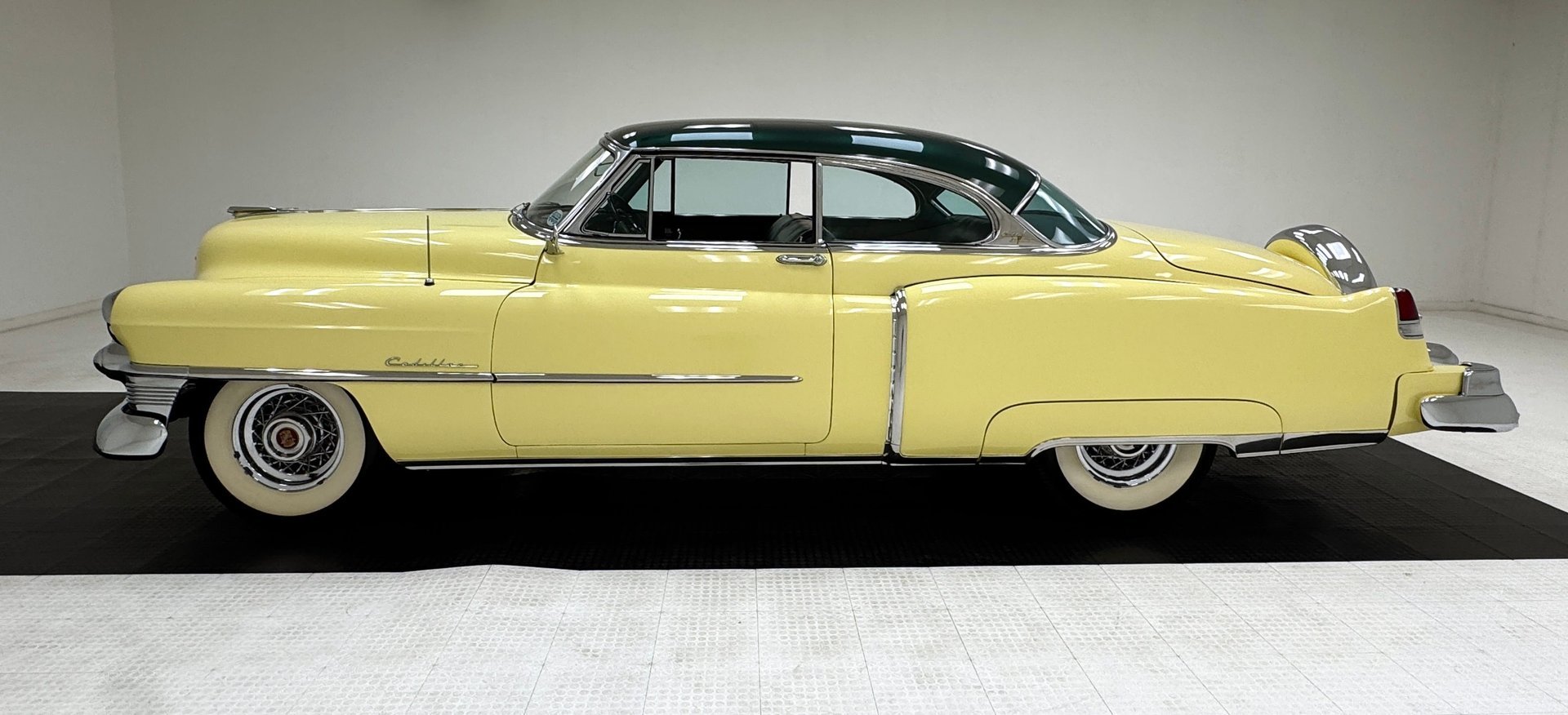 1953 Cadillac Series 62 - Coupe Deville, foto 2
