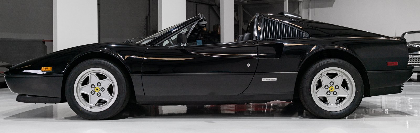 1986 Ferrari 328 - TARGA (ONLY 18,239 MILES) ONLY 18,239 MILES, foto 12