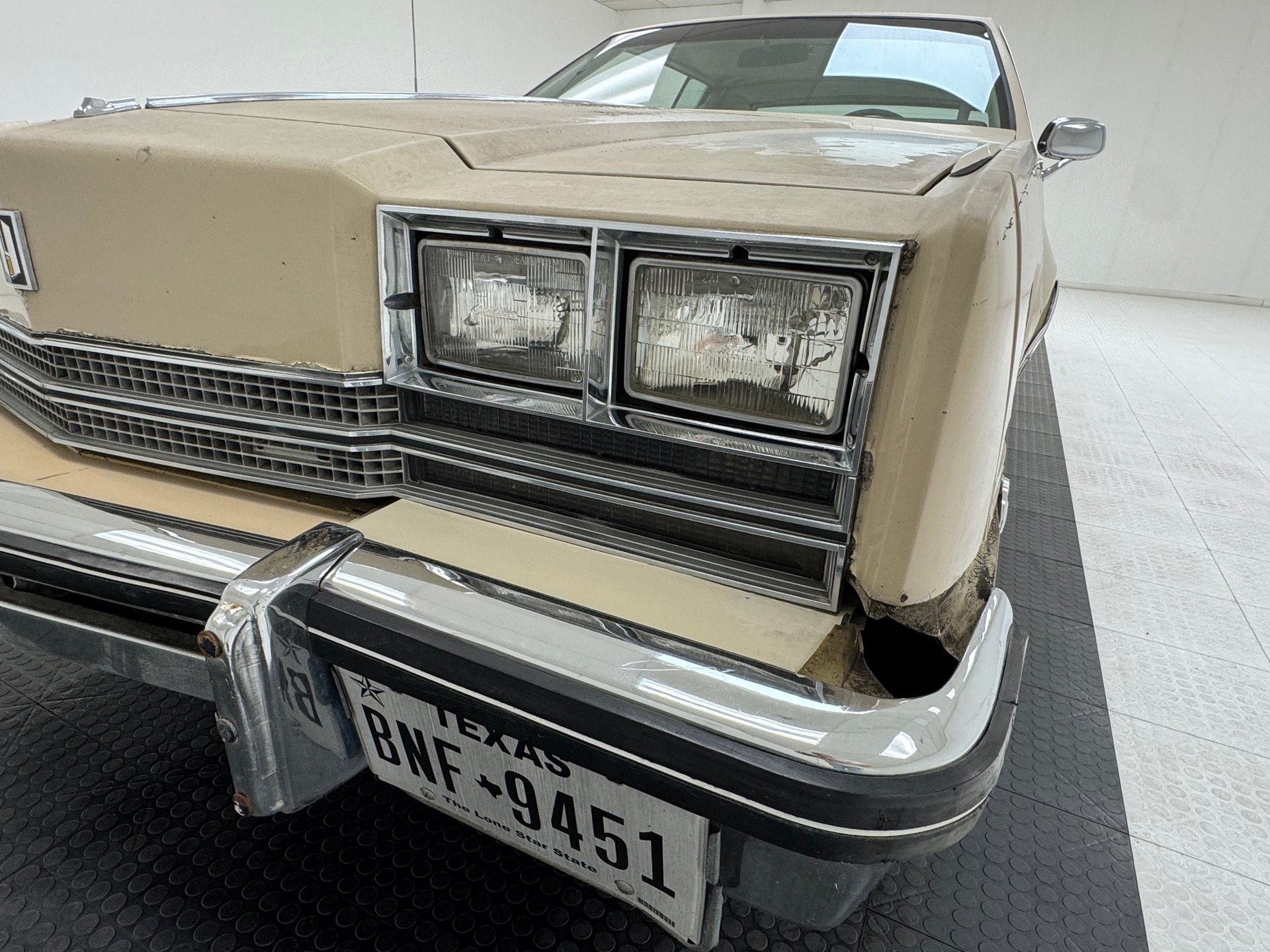 1985 Oldsmobile Toronado - Brougham 2 Door Hardtop, foto 10