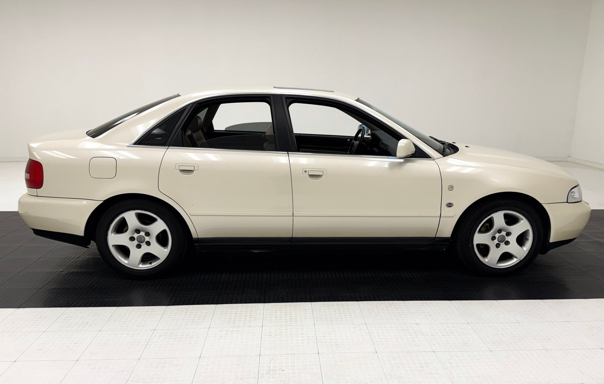 1998 Audi A4 - Sedan, foto 6