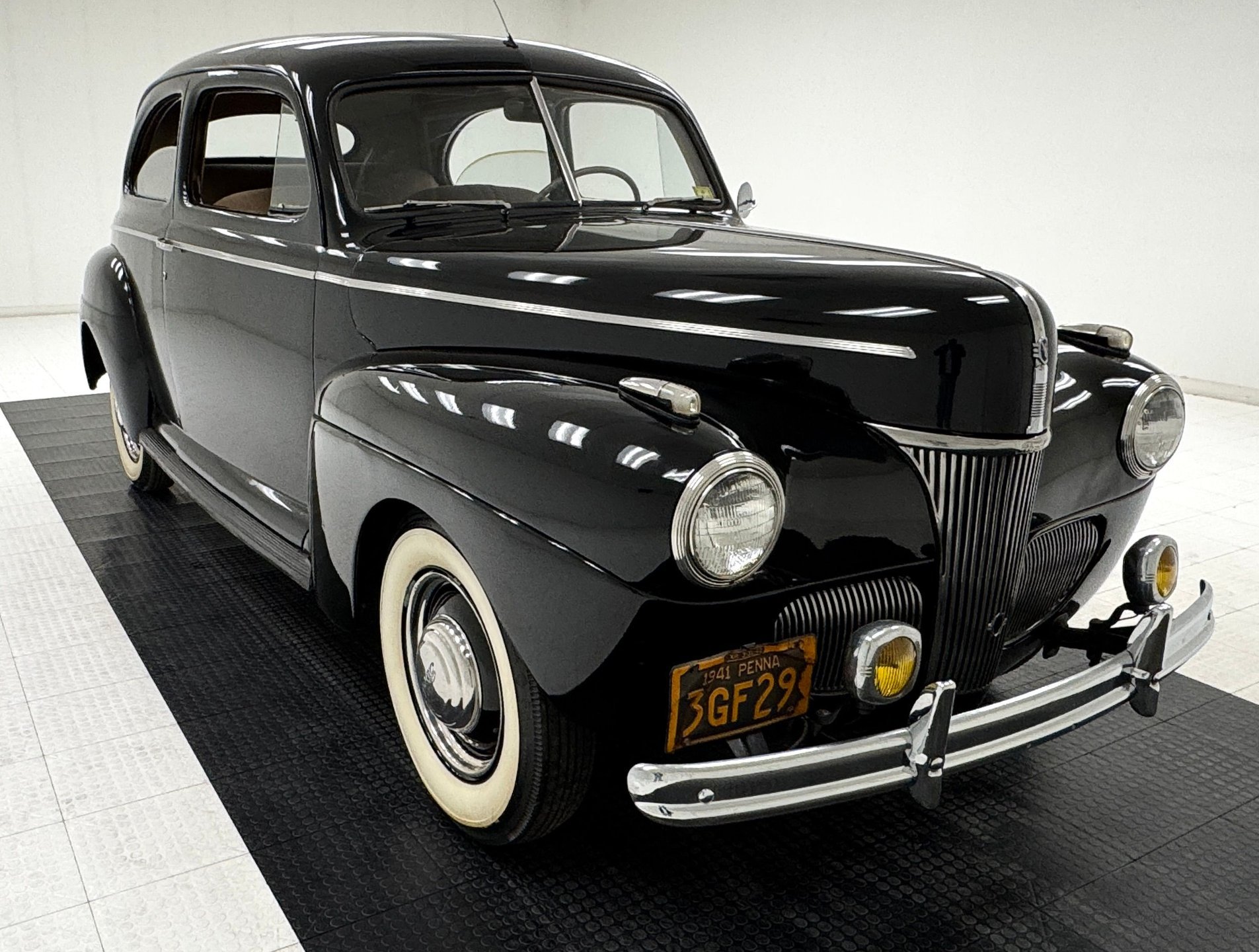 1941 Ford Tudor - Deluxe, foto 7