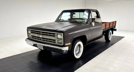 1986 Chevrolet C10 - C10
Flatbed Pickup