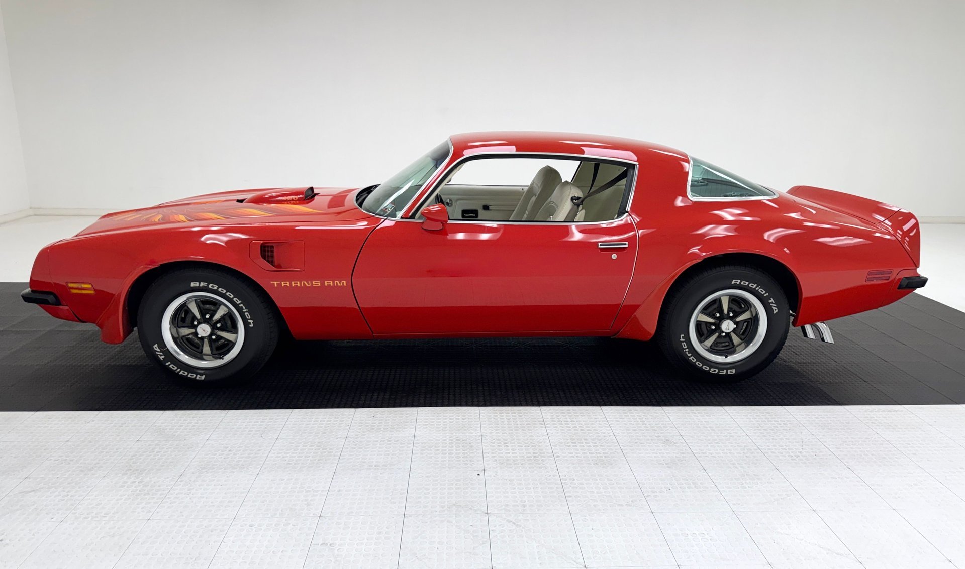 1975 Pontiac Firebird - Trans Am Coupe, foto 2