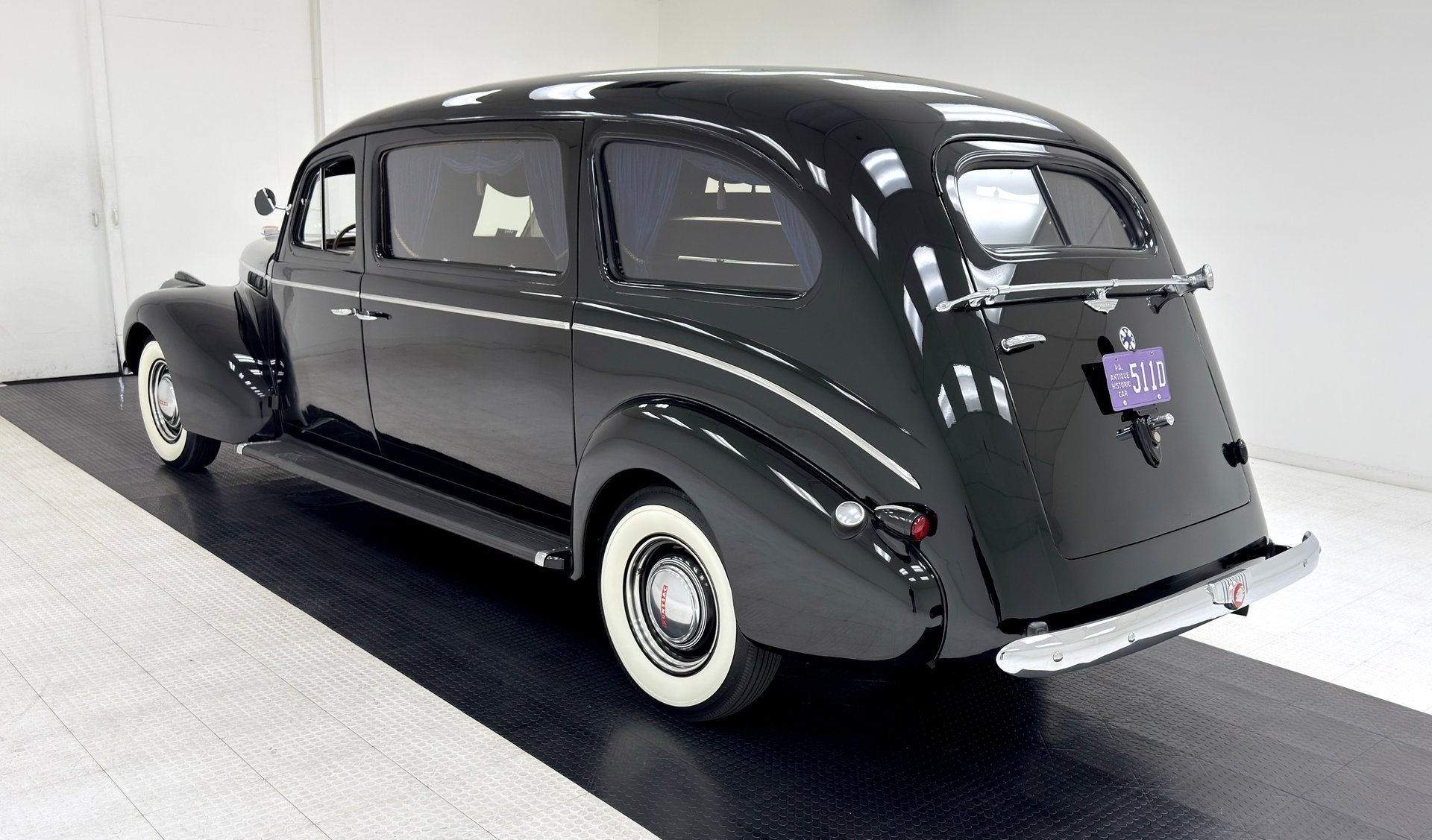 1940 Pontiac Deluxe 8 - Silver Streak Superior Hearse, foto 3