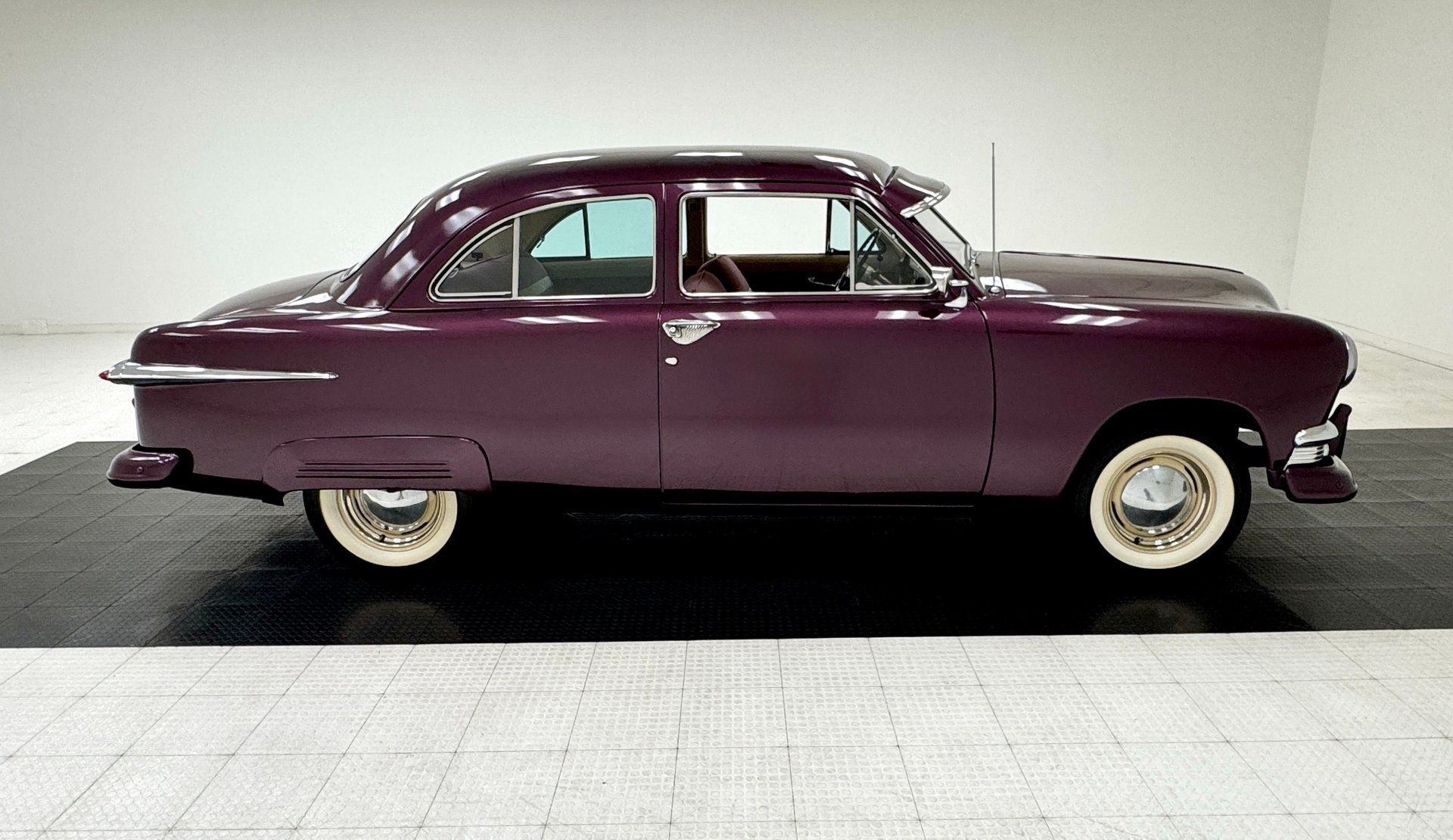 1951 Ford Custom - Tudor Sedan, foto 6