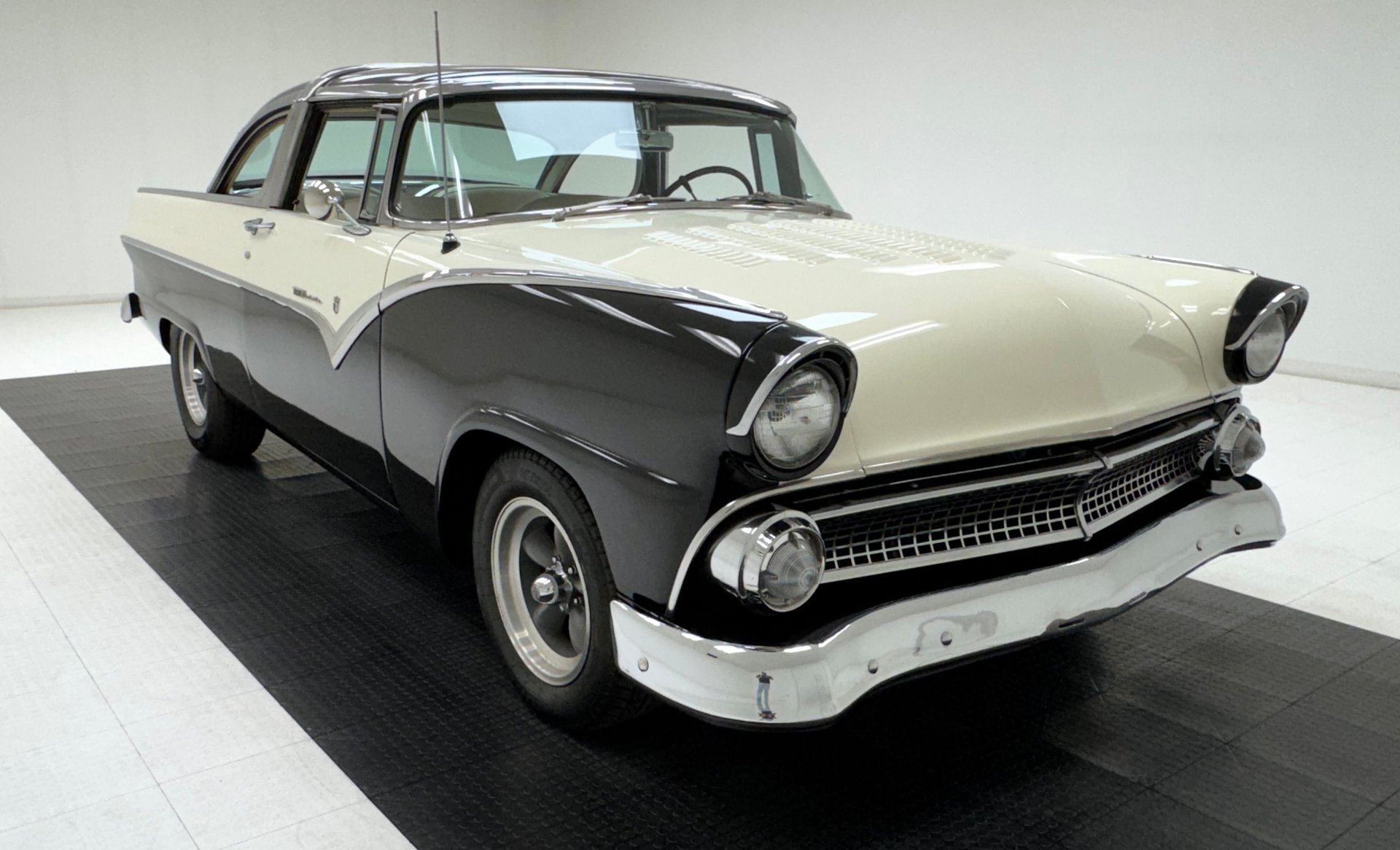 1955 Ford Fairlane - Crown Victoria 2 Door Hardtop, foto 7