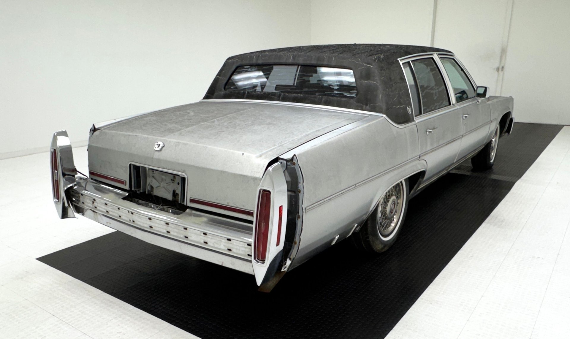 1989 Cadillac Fleetwood - 4 Door Sedan, foto 5