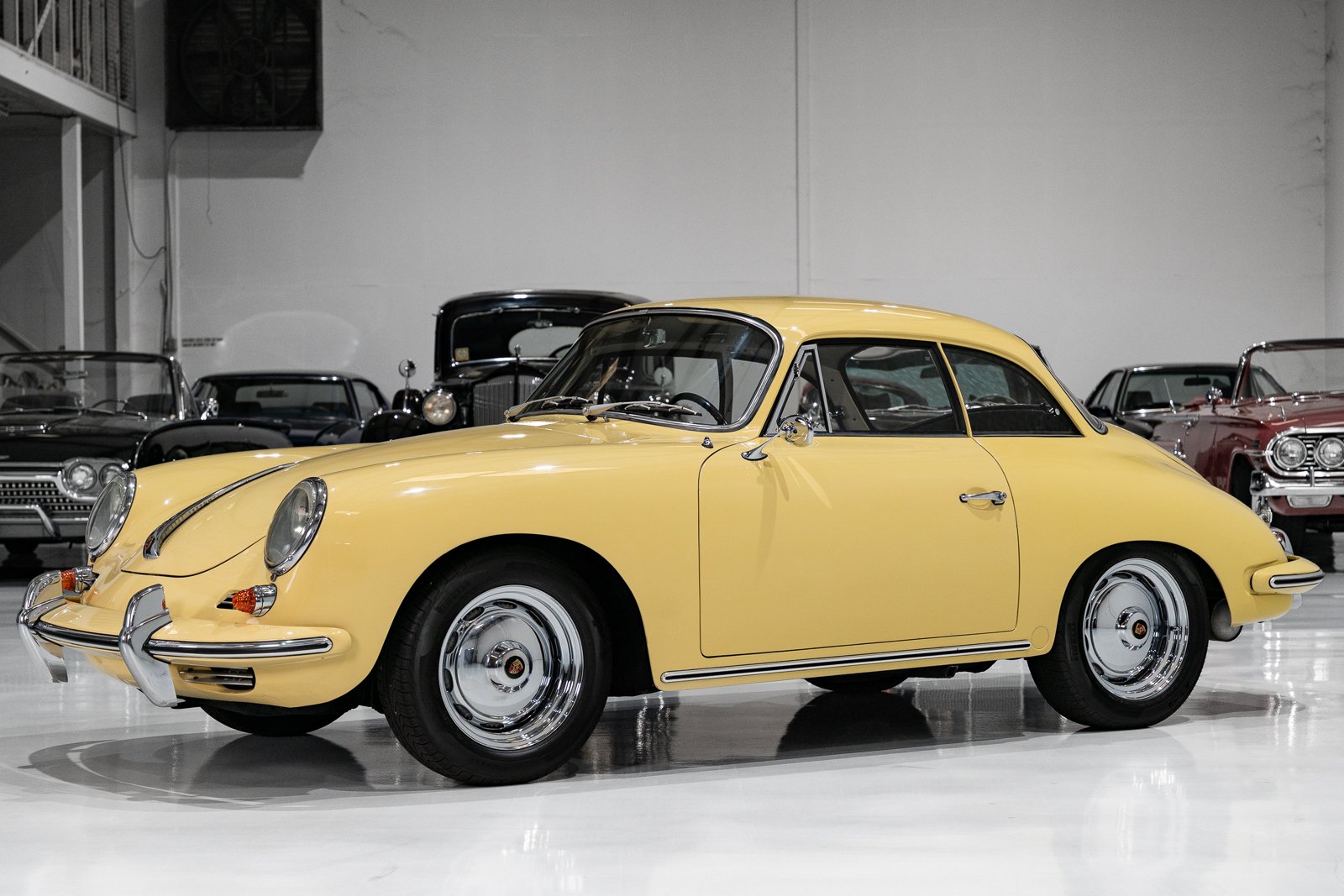 1962 Porsche 356 - T6 1600 NOTCHBACK COUPE BY KARMANN Coupe, foto 2