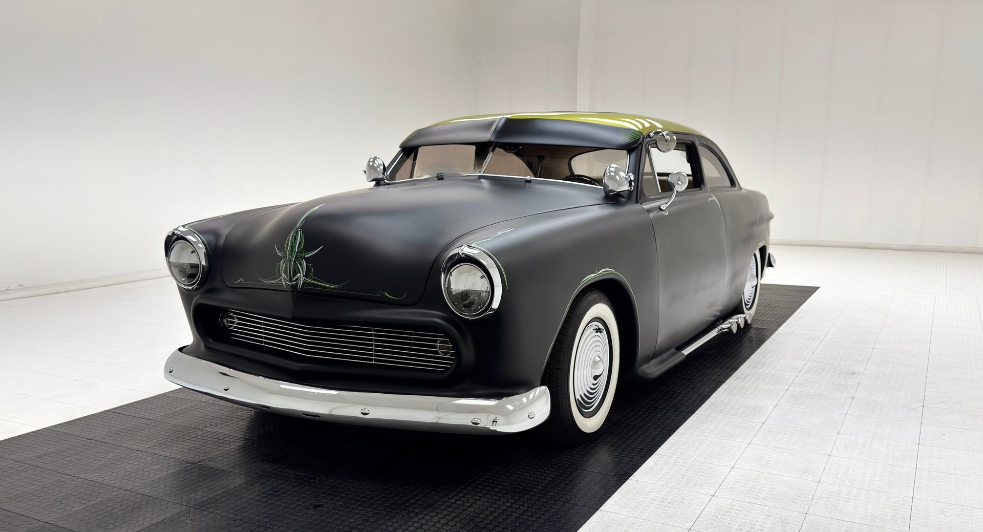 1950 Ford Custom - Tudor Sedan, foto 1