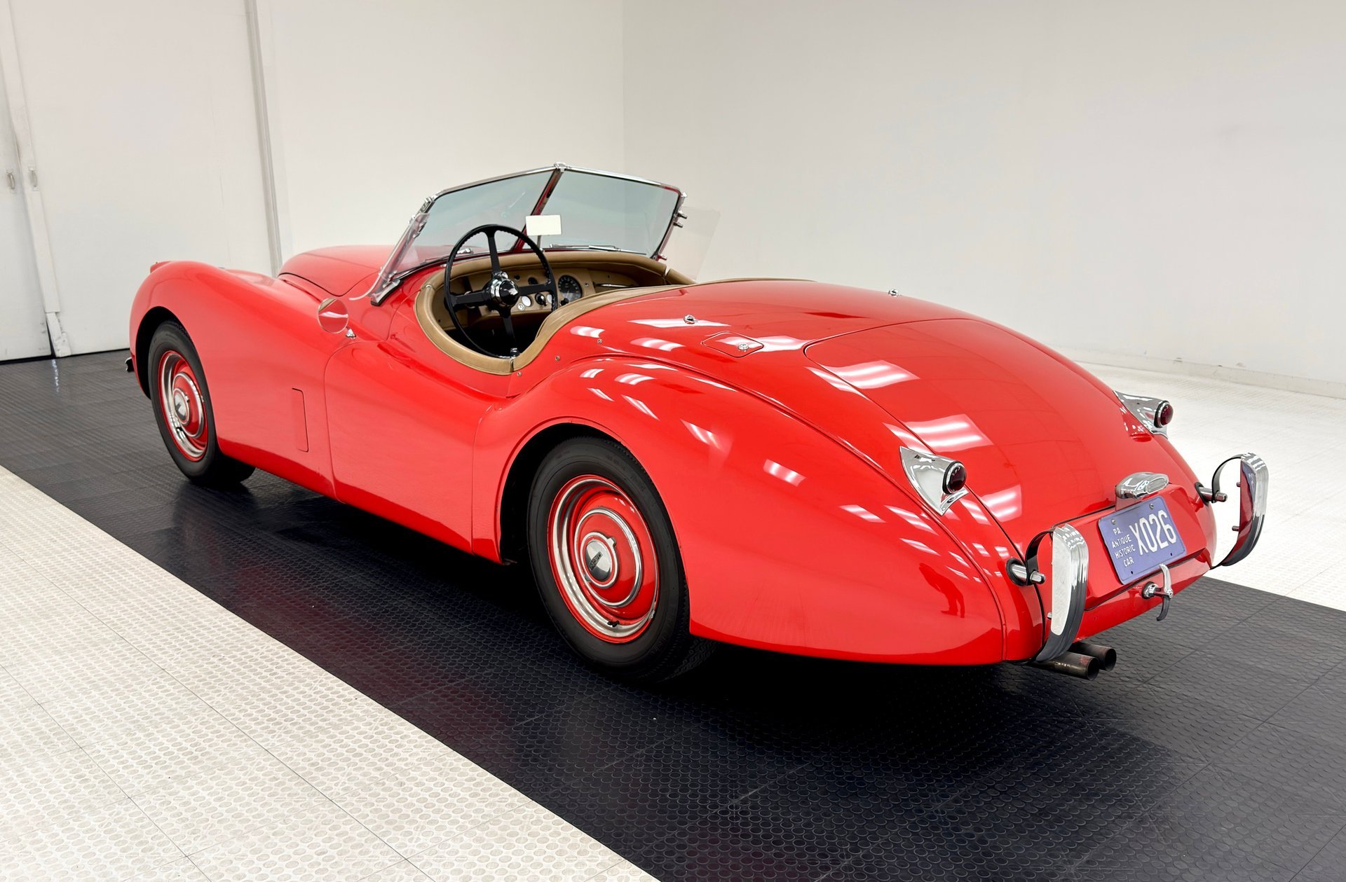 1954 Jaguar XK 120 - Roadster, foto 5