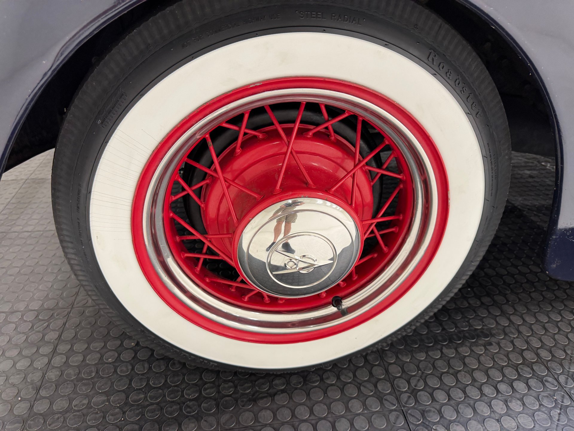 1935 Ford Model 48 - V8 Series 5 Window Coupe, foto 12