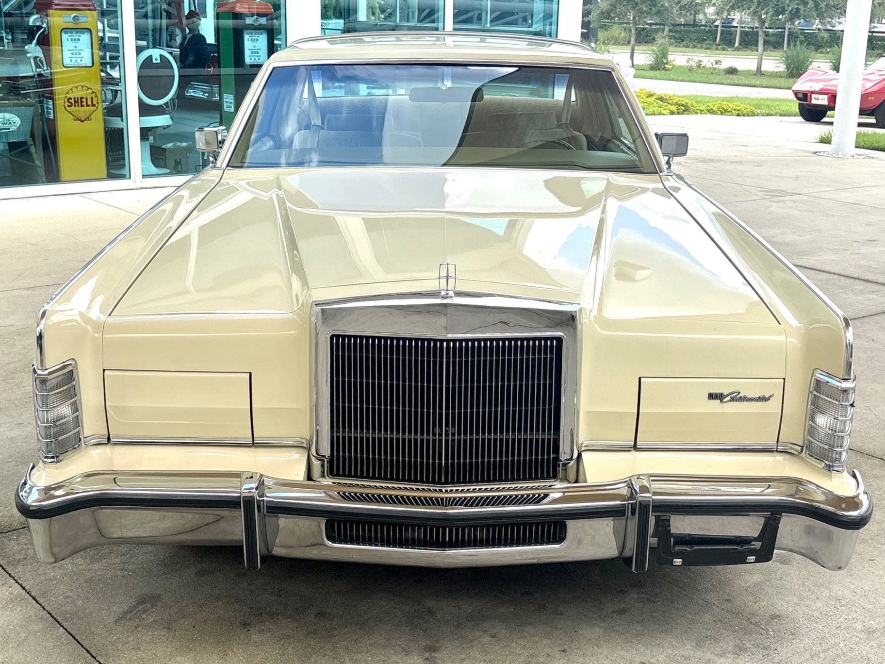 1977 Lincoln Continental, foto 3