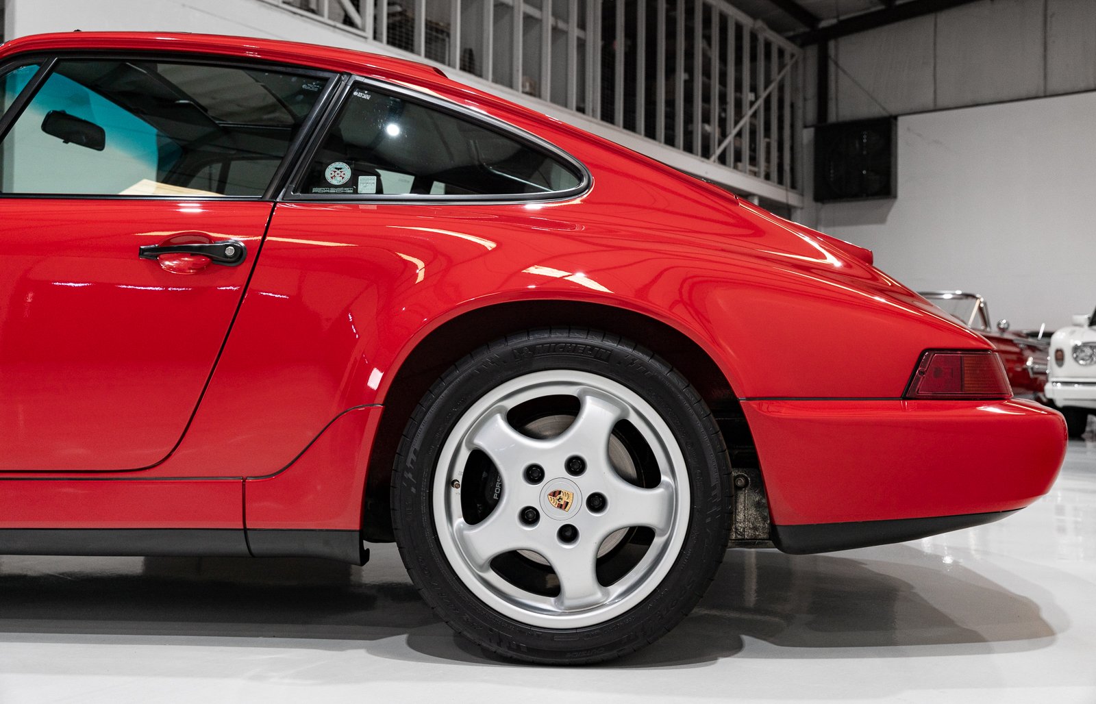 1992 Porsche 911 / 964 Carrera - CARRERA 2 SUNROOF COUPE (FIVE-SPEED MANUAL) FIVE-SPEED MANUAL, foto 12
