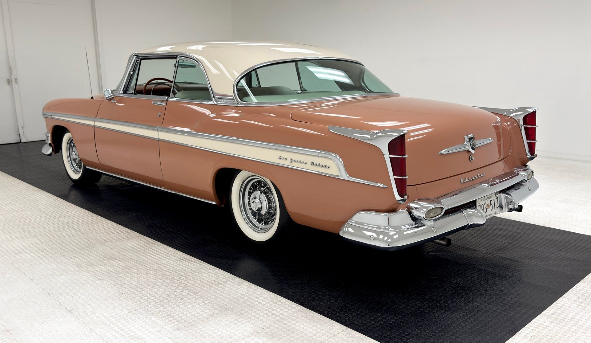 1955 Chrysler New Yorker - Deluxe Hardtop, foto 3