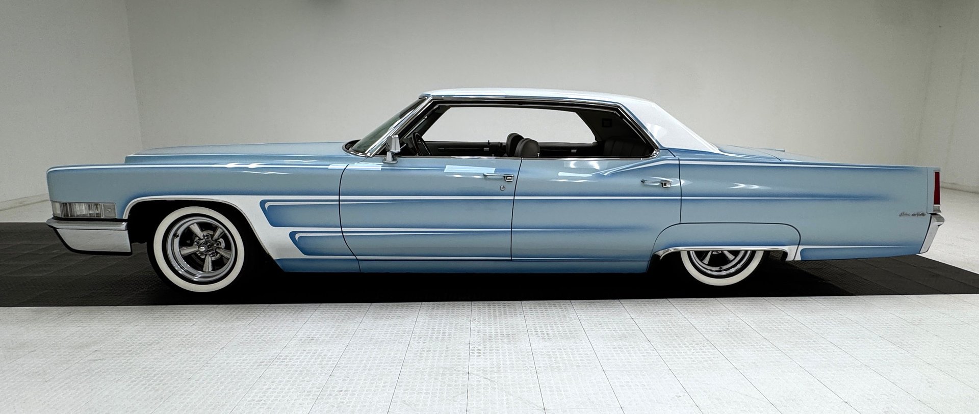 1969 Cadillac Sedan - 4 Door Hardtop, foto 2