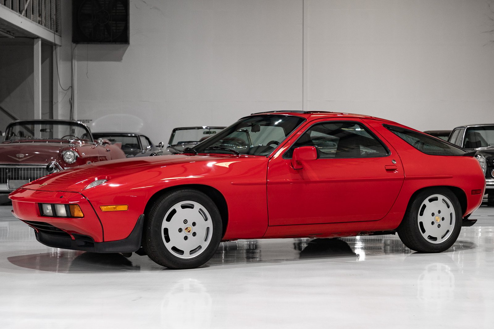 1986 Porsche 928 - S SUNROOF COUPE (ONLY 18,018 MILES) ONLY 18,018 MILES, foto 2