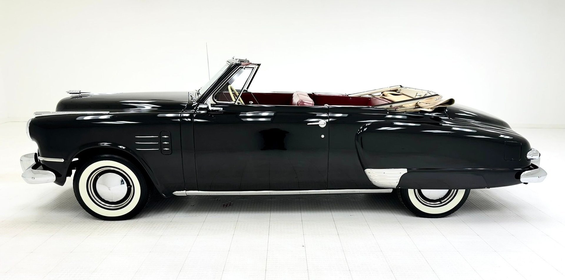 1949 Studebaker Commander - Regal Deluxe Series 16A Convertible, foto 4