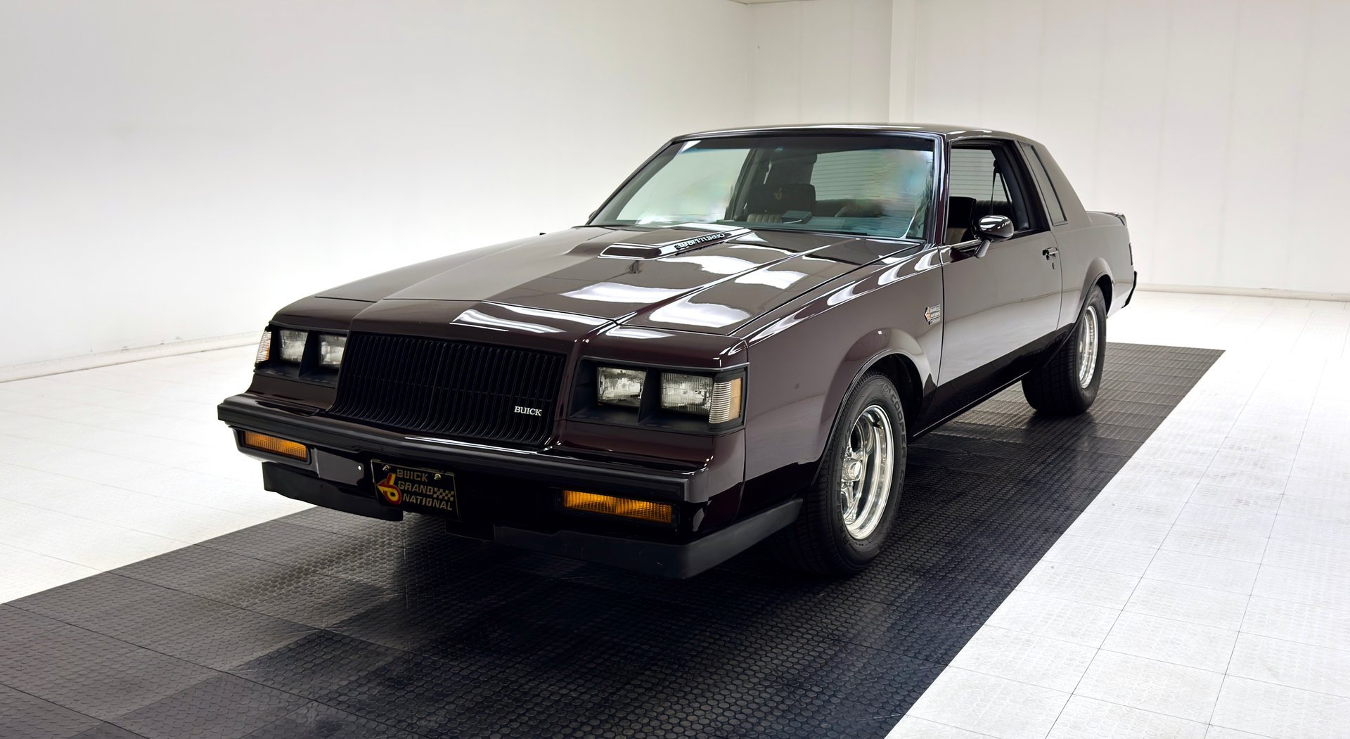 1987 Buick Regal - Grand National, foto 1