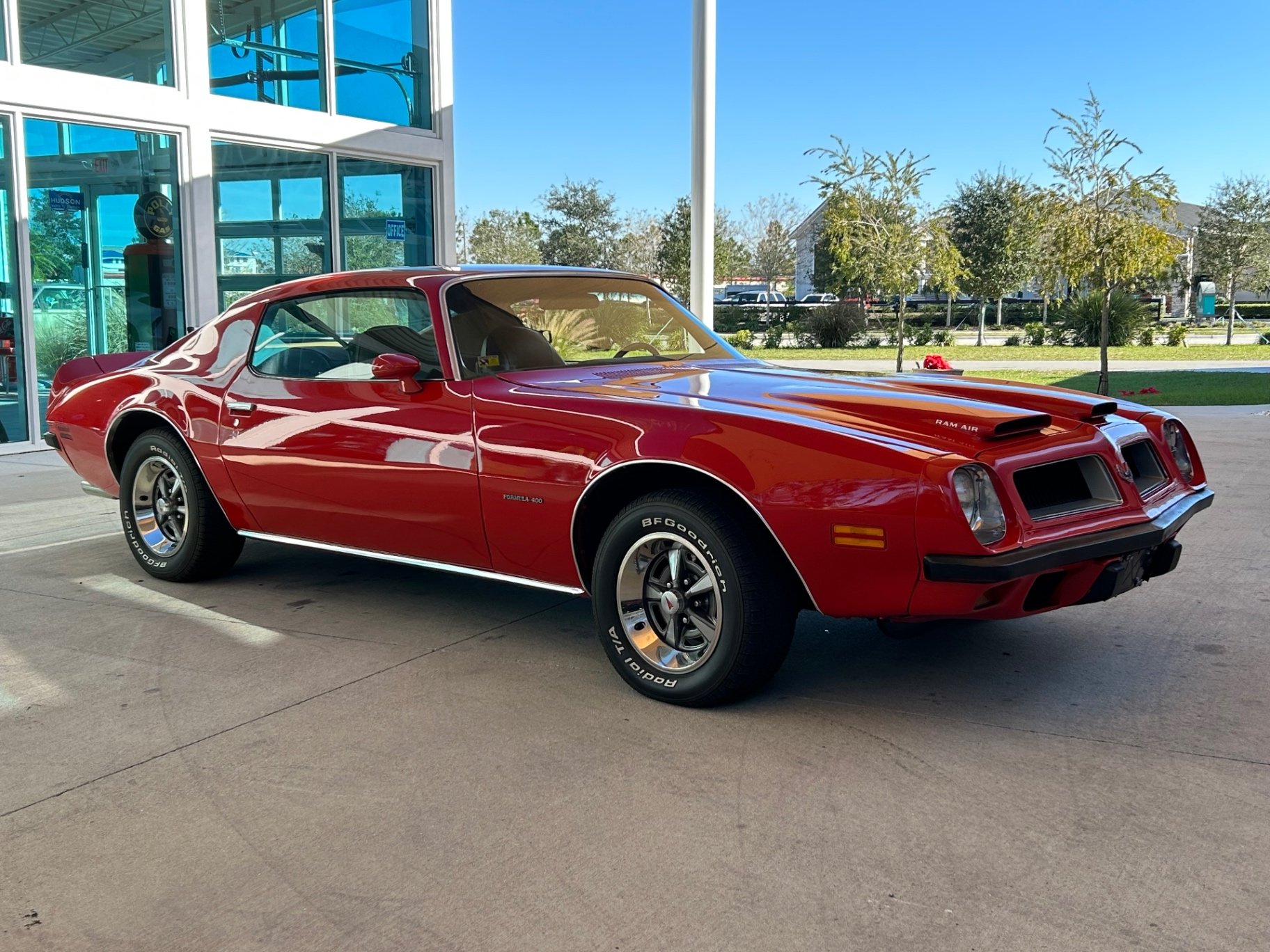 1974 Pontiac Firebird, foto 3