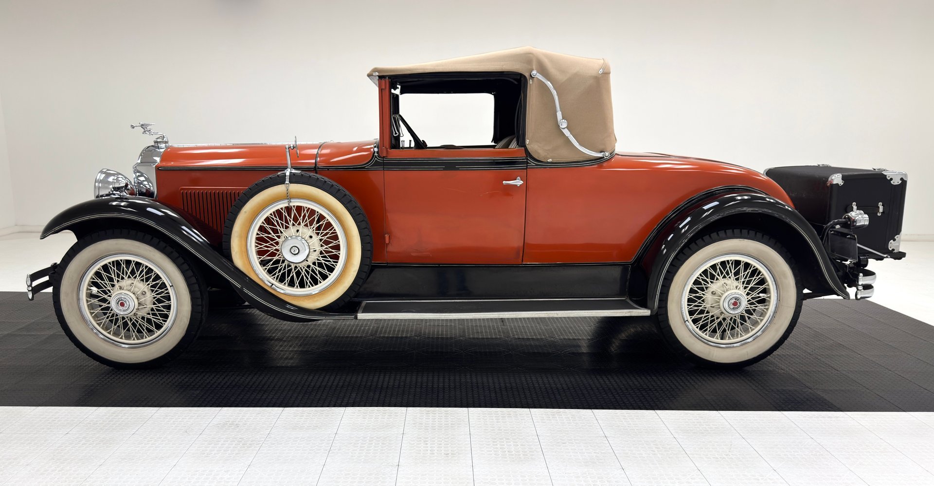 1930 Packard 733 - Standard 8 Series Convertible Coupe, foto 3