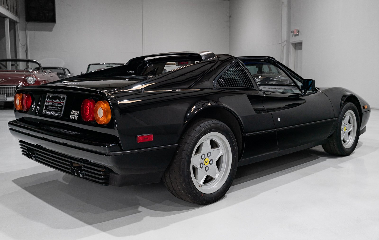 1986 Ferrari 328 - TARGA (ONLY 18,239 MILES) ONLY 18,239 MILES, foto 9
